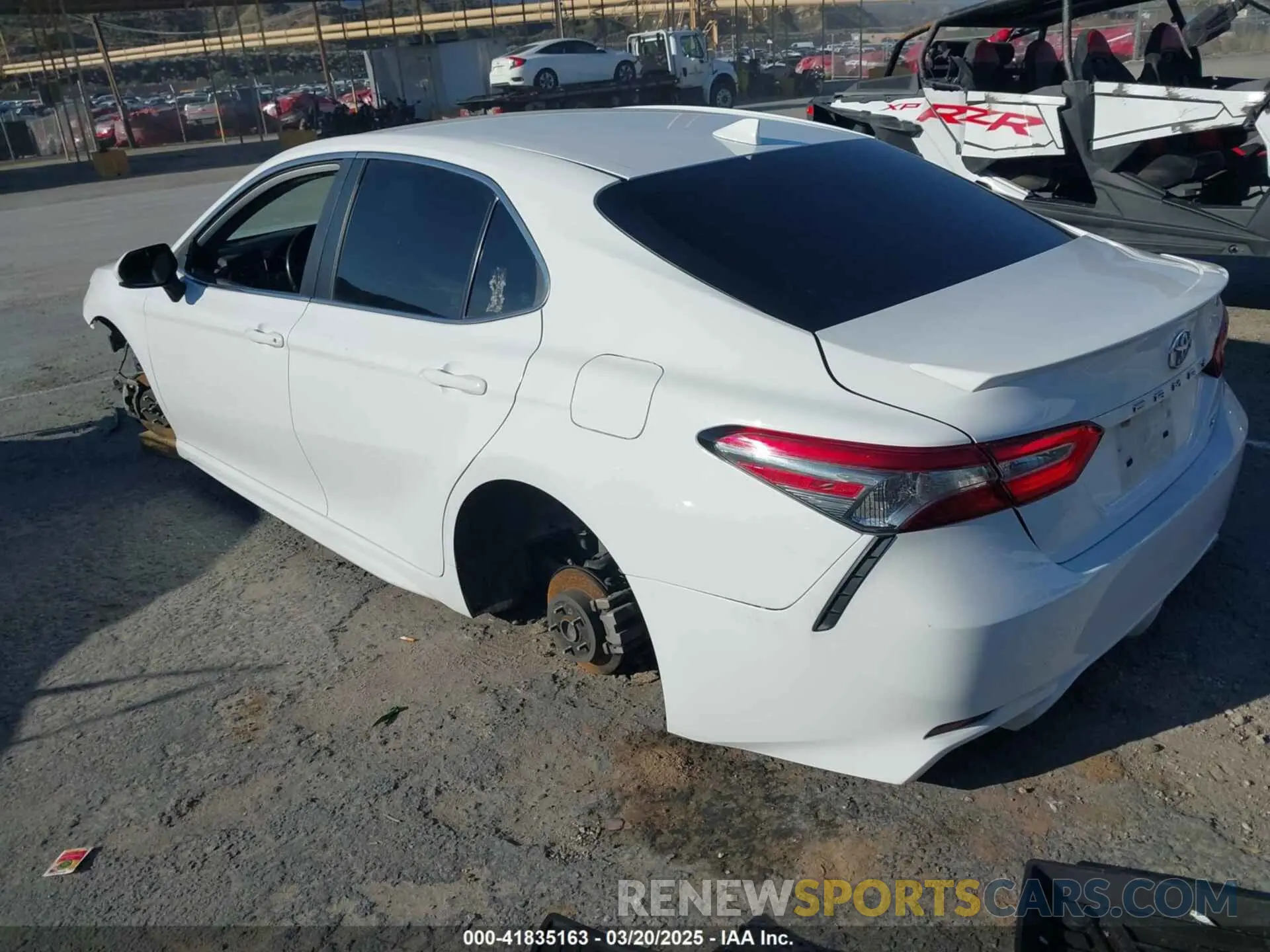 3 Photograph of a damaged car 4T1B11HKXKU757187 TOYOTA CAMRY 2019