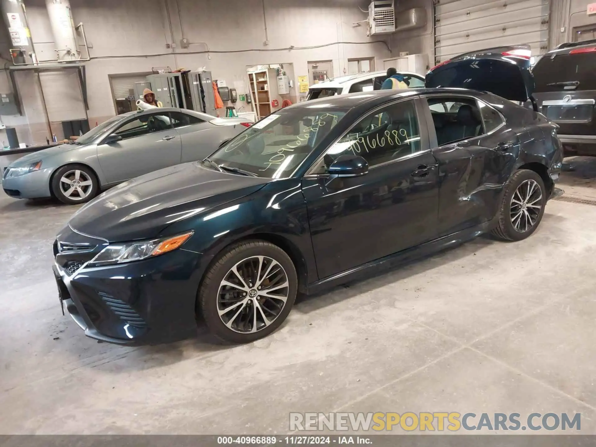 2 Photograph of a damaged car 4T1B11HKXKU759053 TOYOTA CAMRY 2019