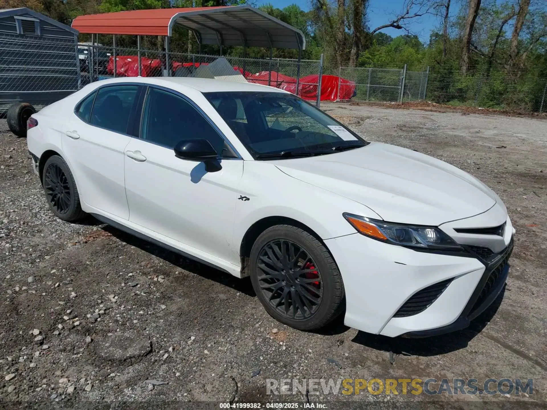 1 Photograph of a damaged car 4T1B11HKXKU761577 TOYOTA CAMRY 2019