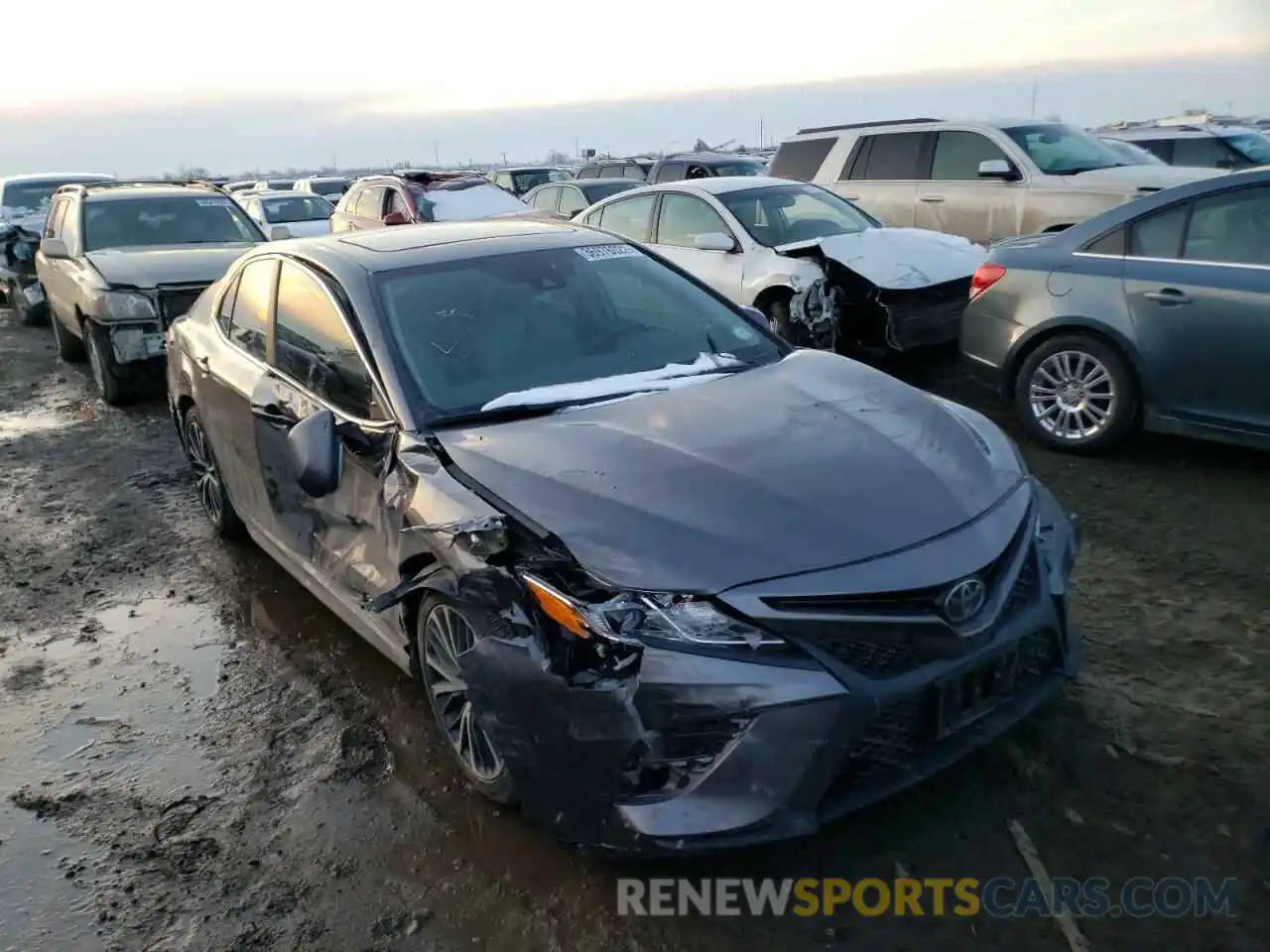 1 Photograph of a damaged car 4T1B11HKXKU763085 TOYOTA CAMRY 2019