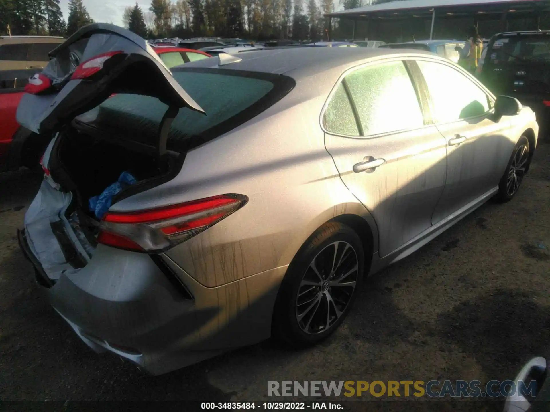 4 Photograph of a damaged car 4T1B11HKXKU766293 TOYOTA CAMRY 2019