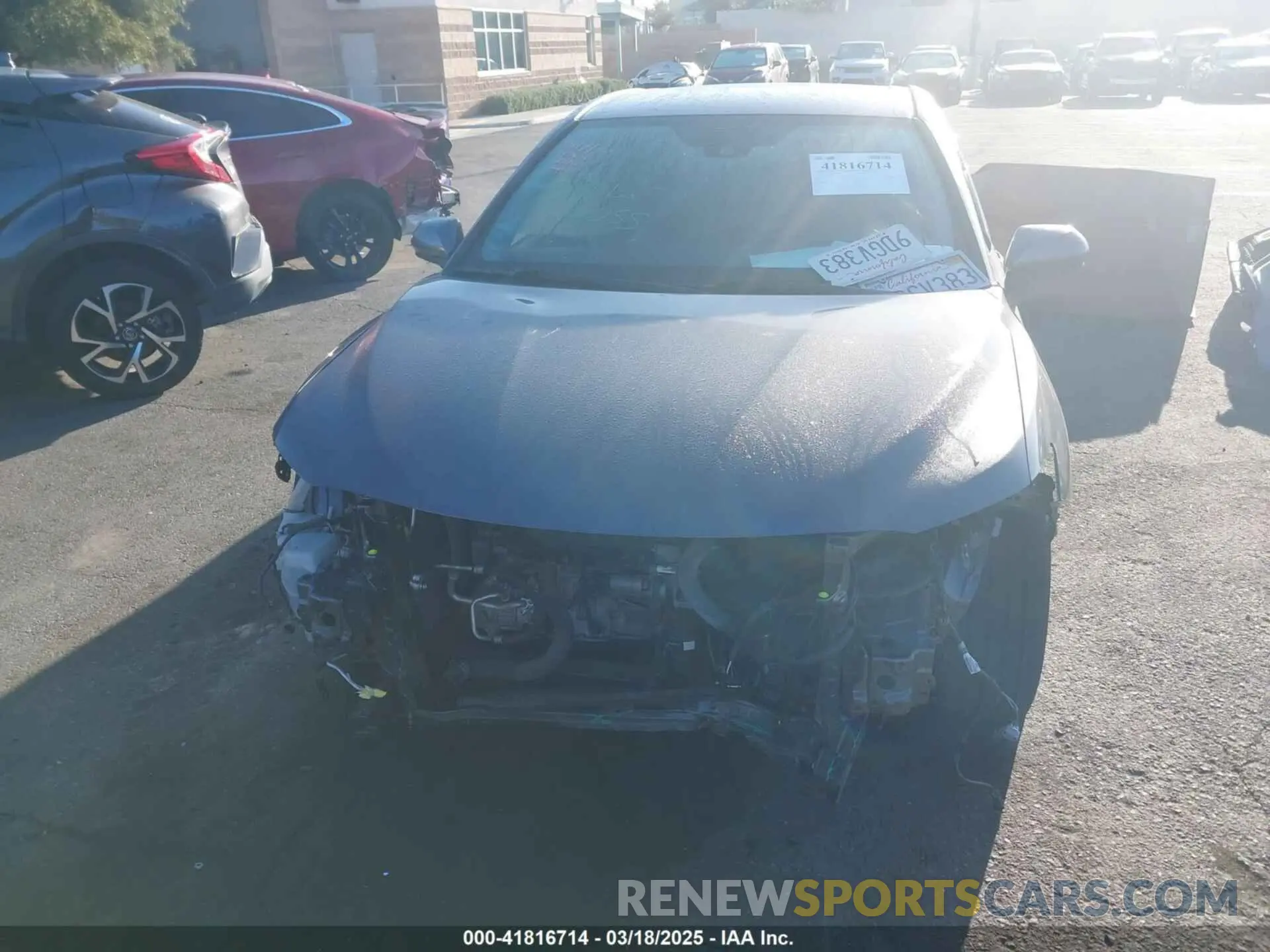 13 Photograph of a damaged car 4T1B11HKXKU767735 TOYOTA CAMRY 2019