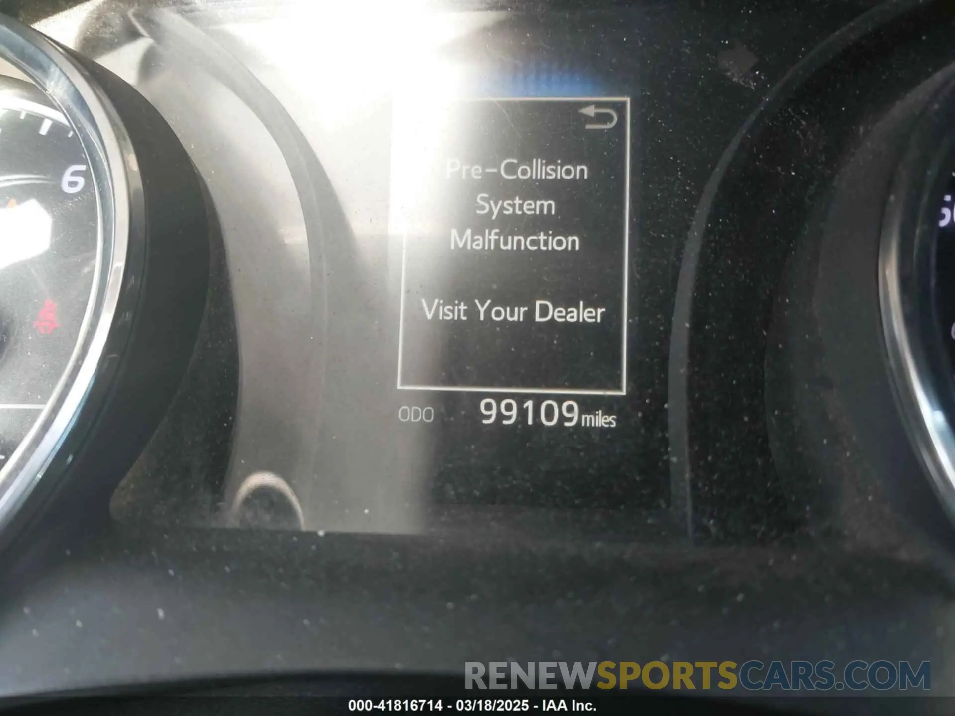 16 Photograph of a damaged car 4T1B11HKXKU767735 TOYOTA CAMRY 2019