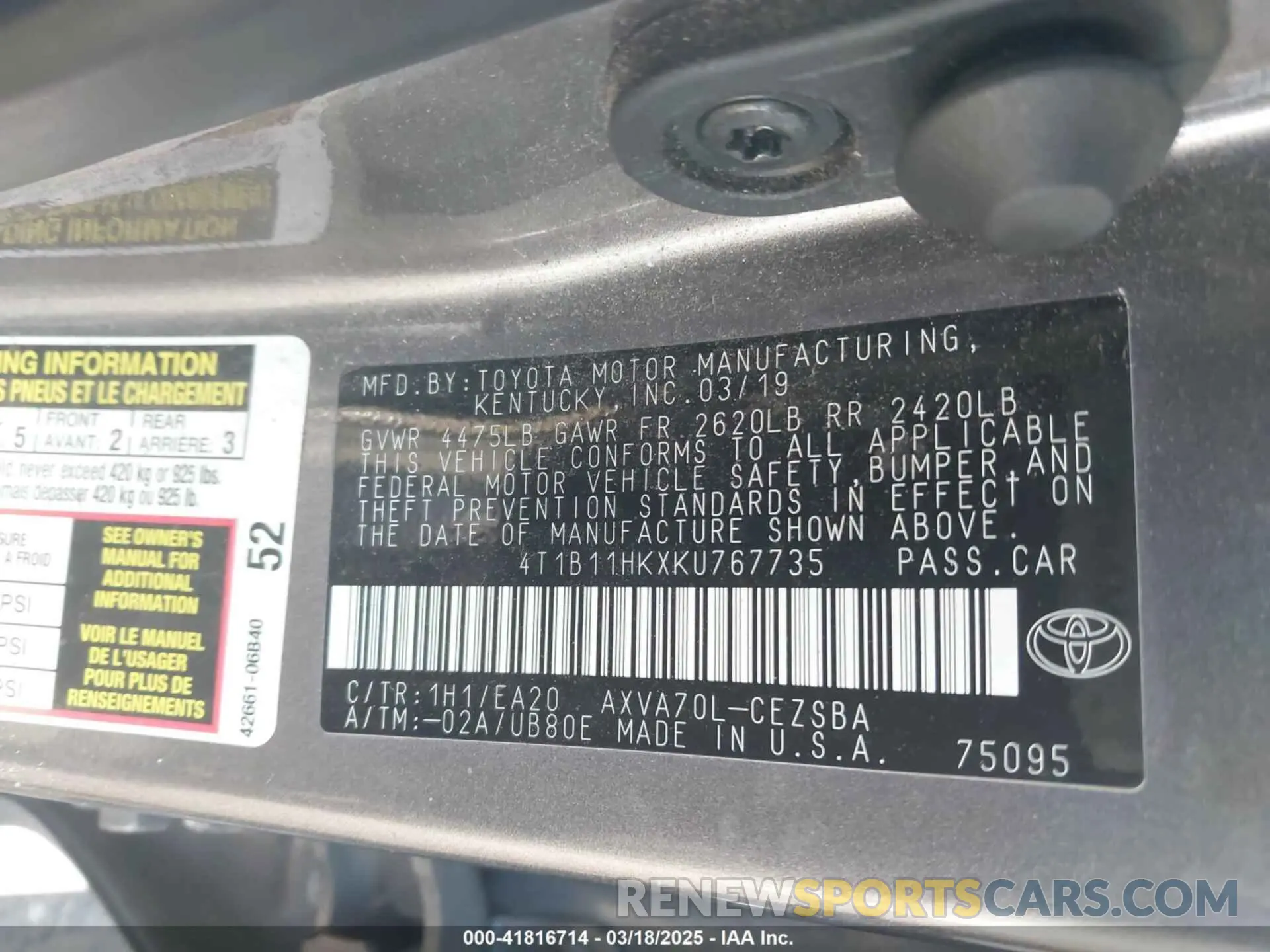 9 Photograph of a damaged car 4T1B11HKXKU767735 TOYOTA CAMRY 2019