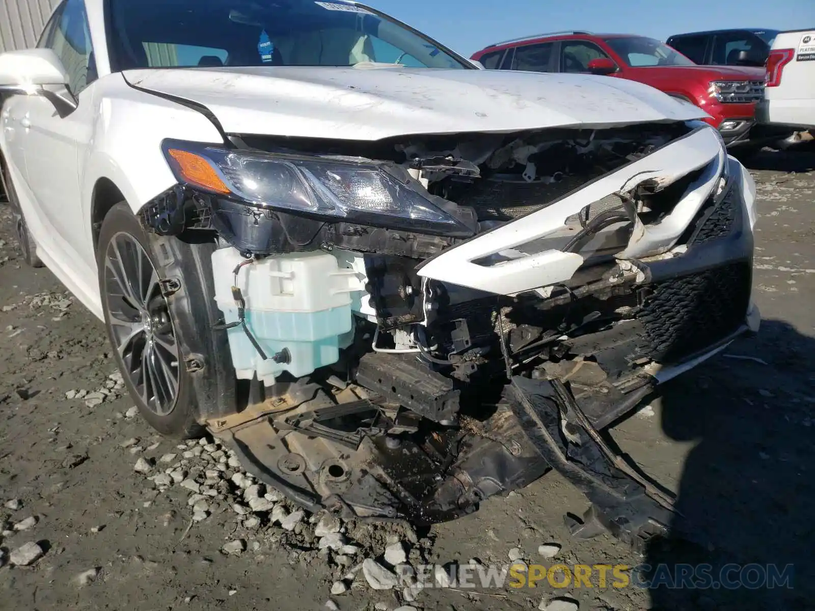 9 Photograph of a damaged car 4T1B11HKXKU767976 TOYOTA CAMRY 2019