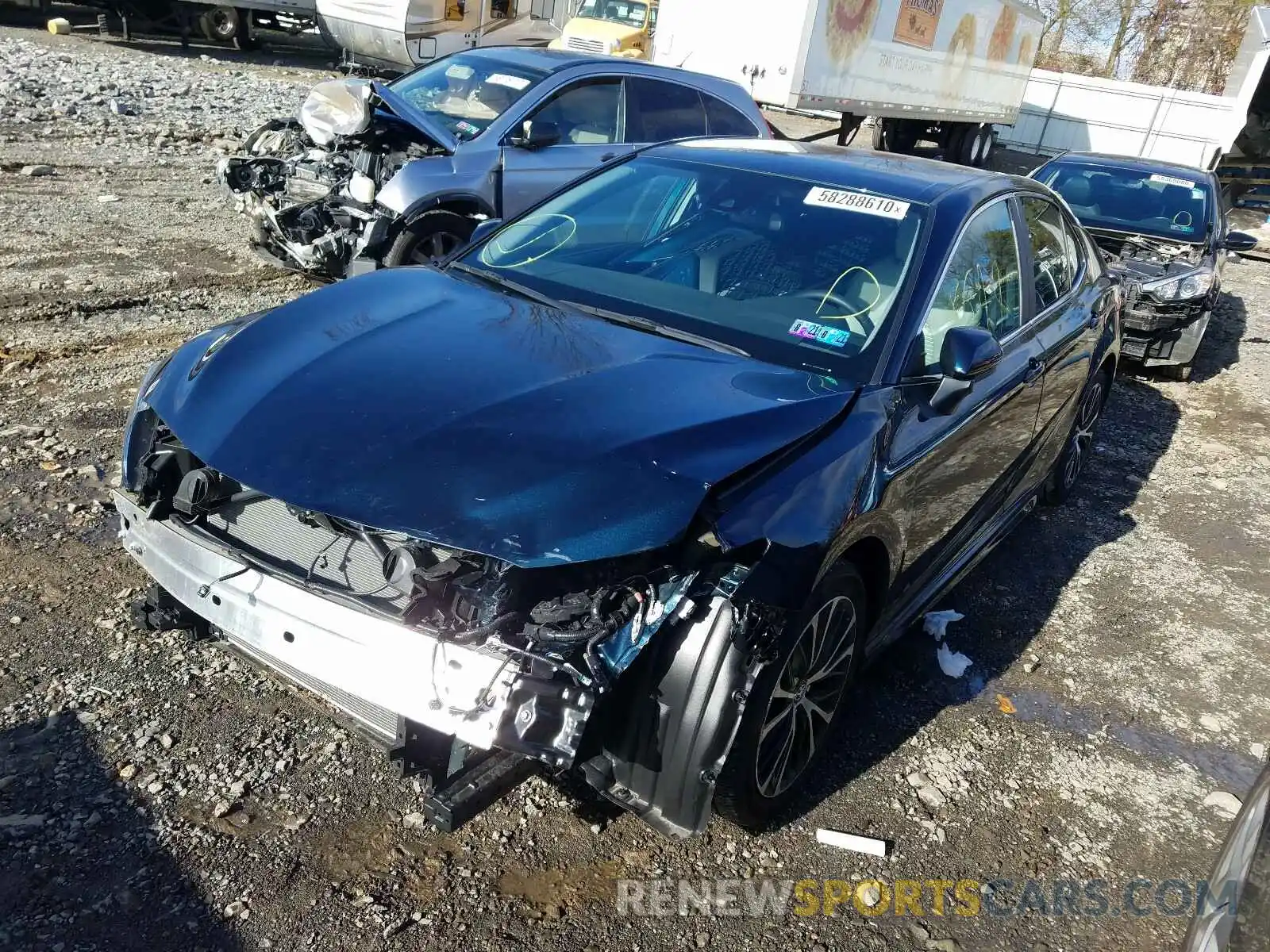 2 Photograph of a damaged car 4T1B11HKXKU768710 TOYOTA CAMRY 2019