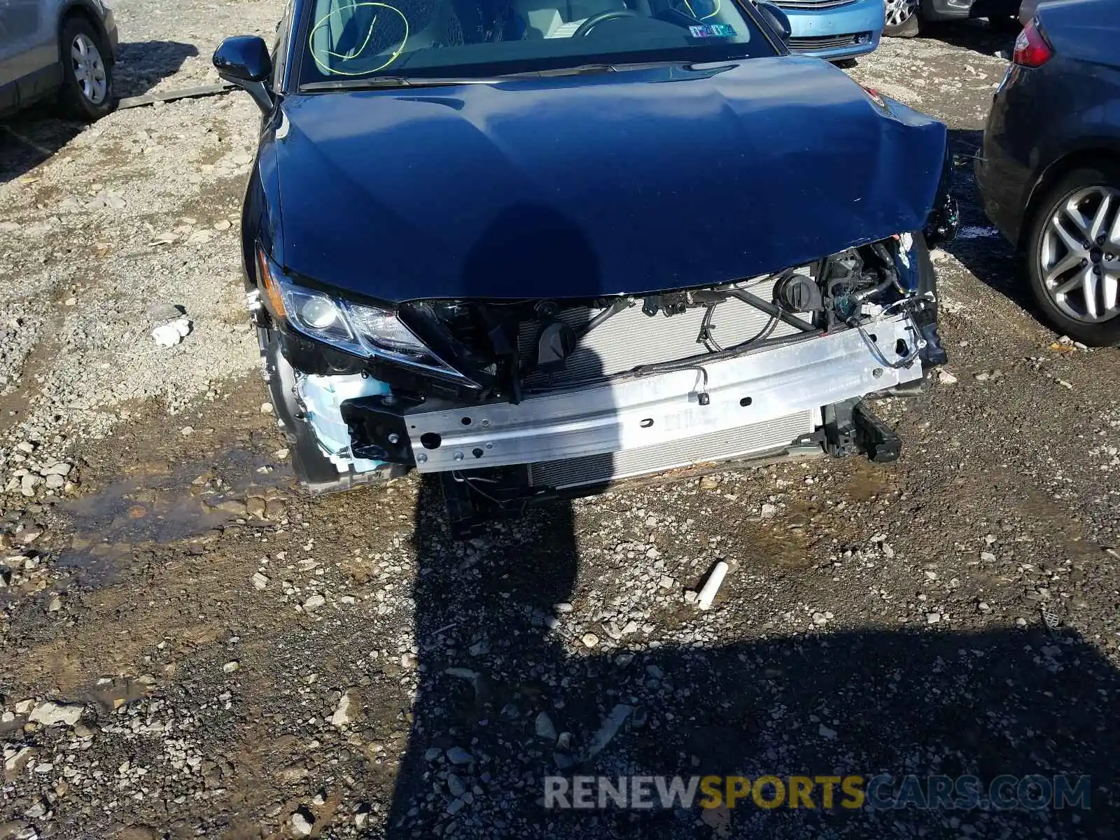 9 Photograph of a damaged car 4T1B11HKXKU768710 TOYOTA CAMRY 2019