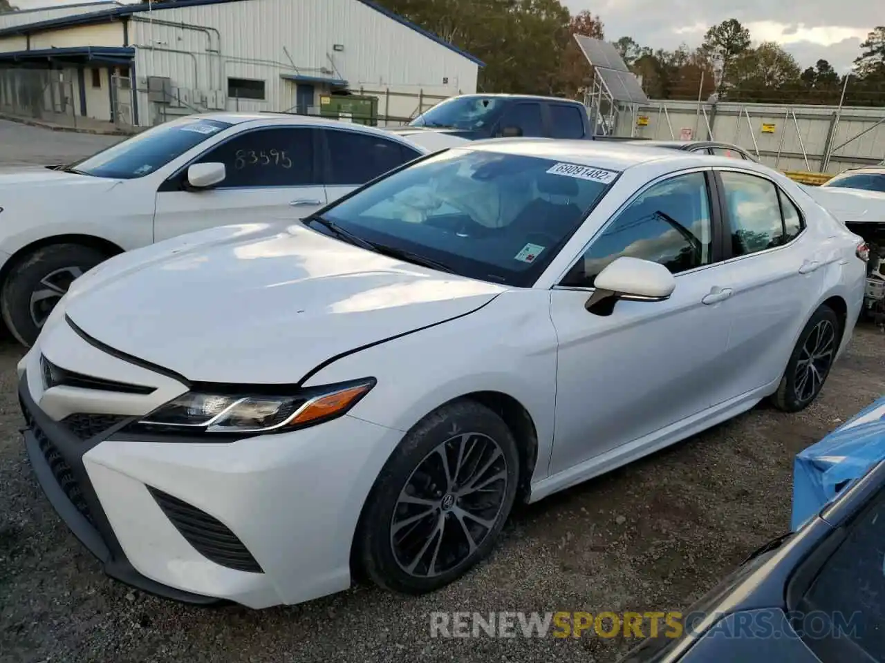 1 Photograph of a damaged car 4T1B11HKXKU769968 TOYOTA CAMRY 2019