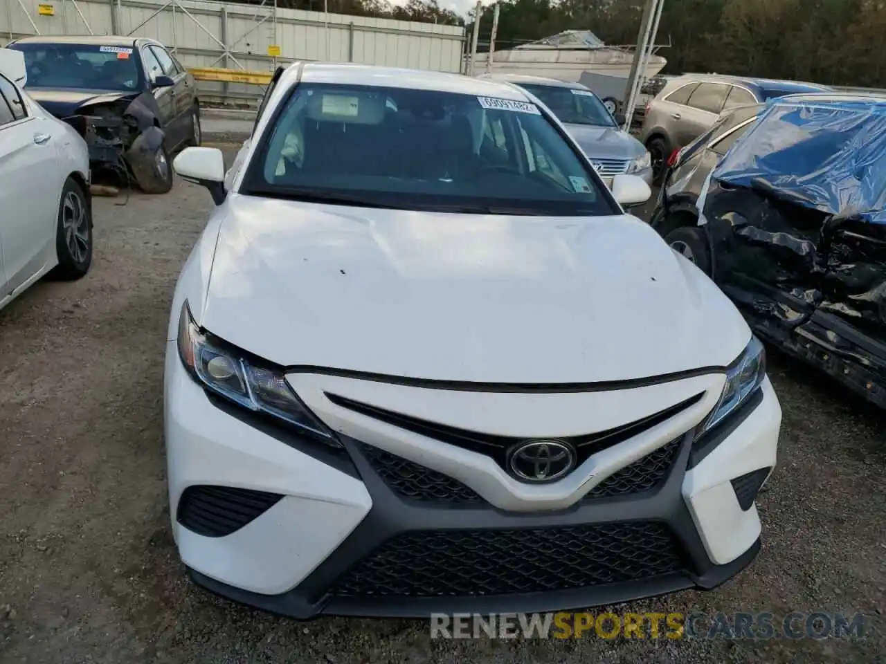 5 Photograph of a damaged car 4T1B11HKXKU769968 TOYOTA CAMRY 2019