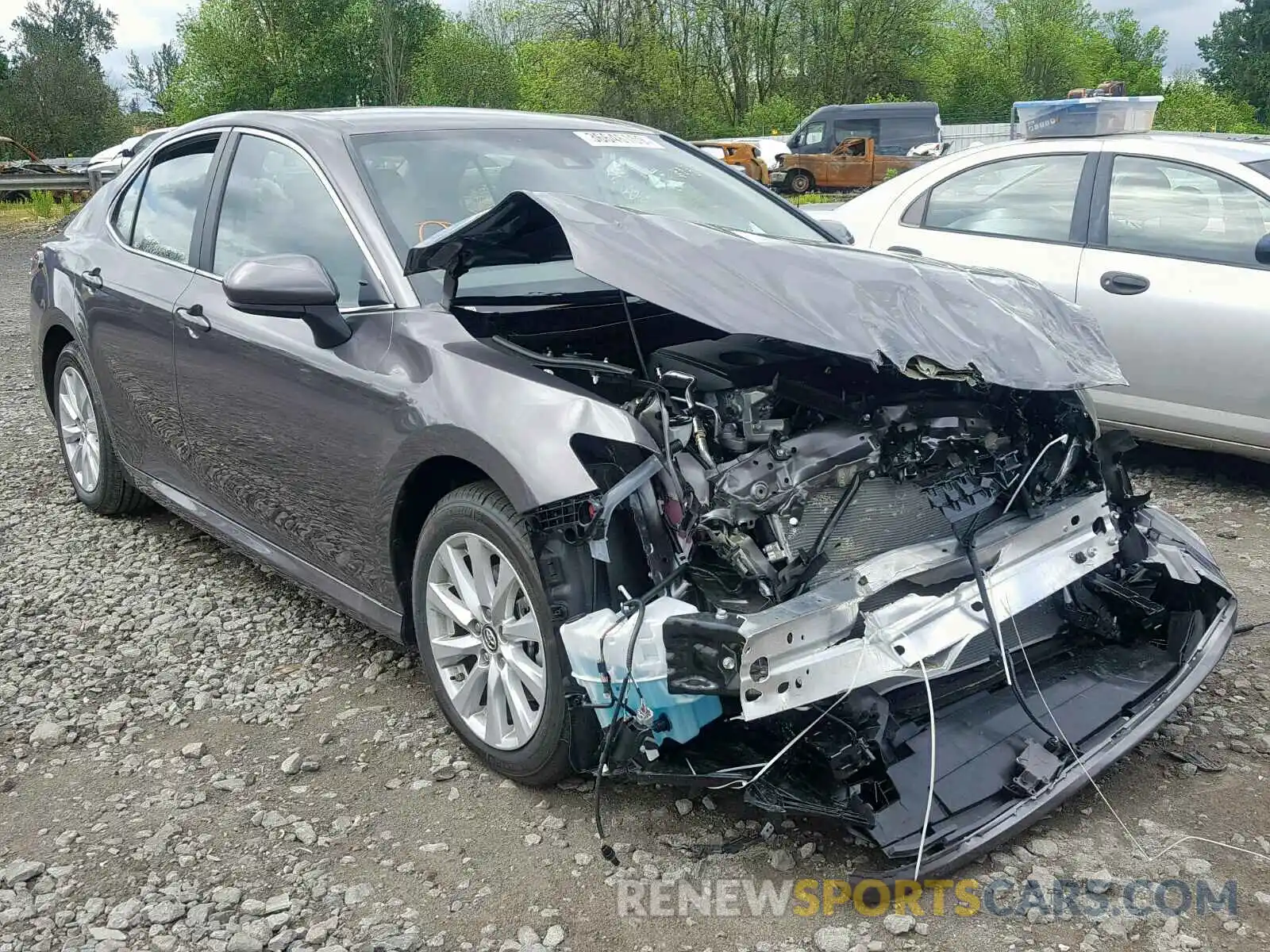 1 Photograph of a damaged car 4T1B11HKXKU771140 TOYOTA CAMRY 2019