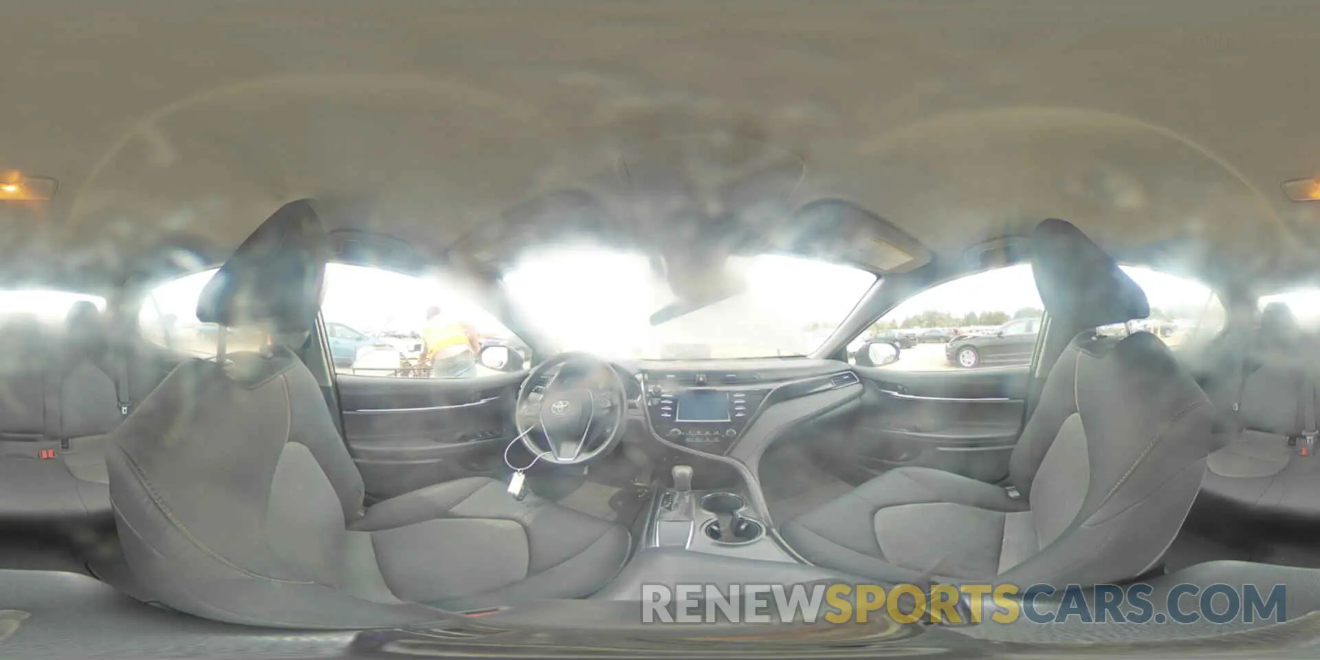 14 Photograph of a damaged car 4T1B11HKXKU772773 TOYOTA CAMRY 2019