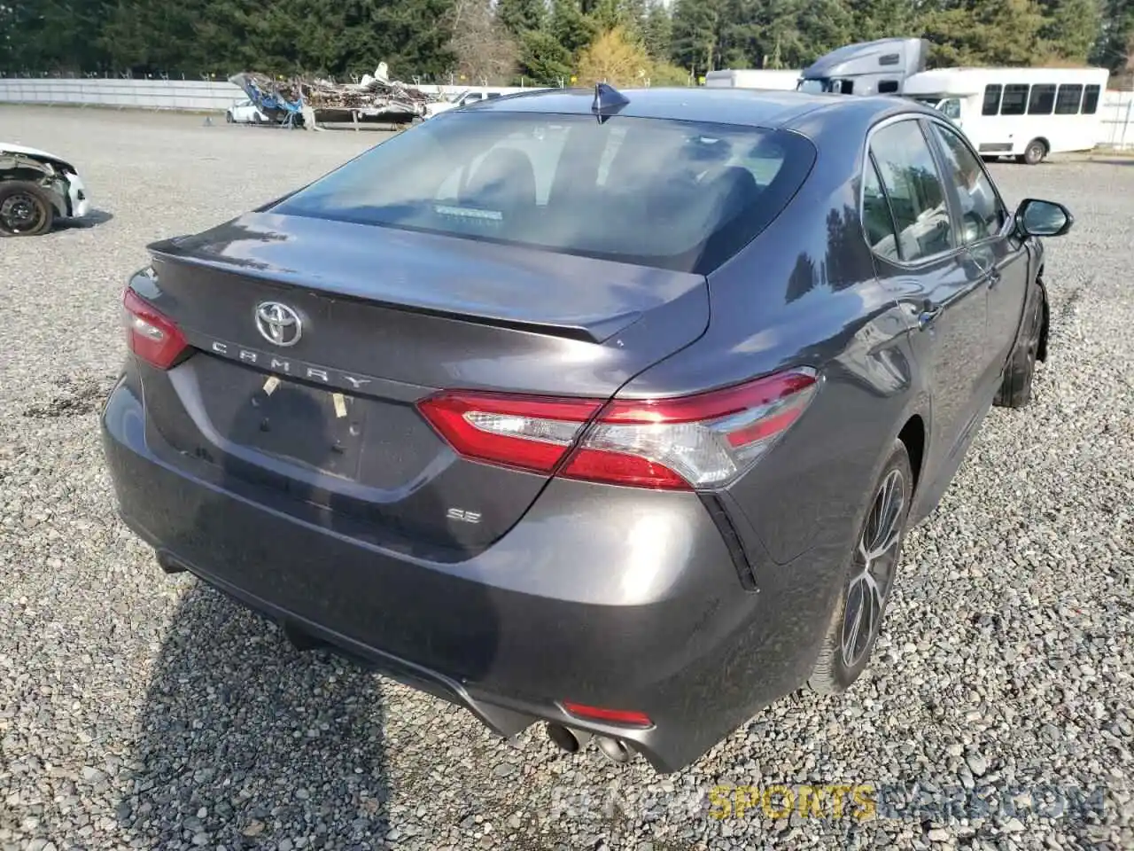 4 Photograph of a damaged car 4T1B11HKXKU772899 TOYOTA CAMRY 2019