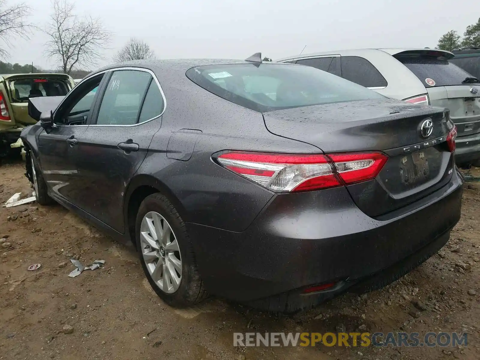 3 Photograph of a damaged car 4T1B11HKXKU774412 TOYOTA CAMRY 2019