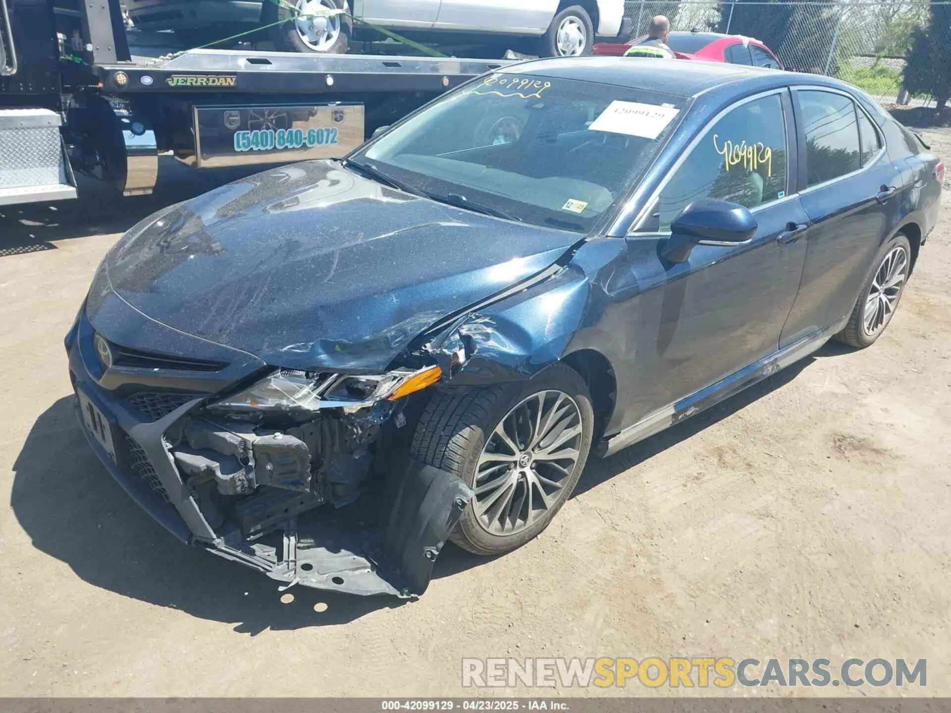 2 Photograph of a damaged car 4T1B11HKXKU776712 TOYOTA CAMRY 2019