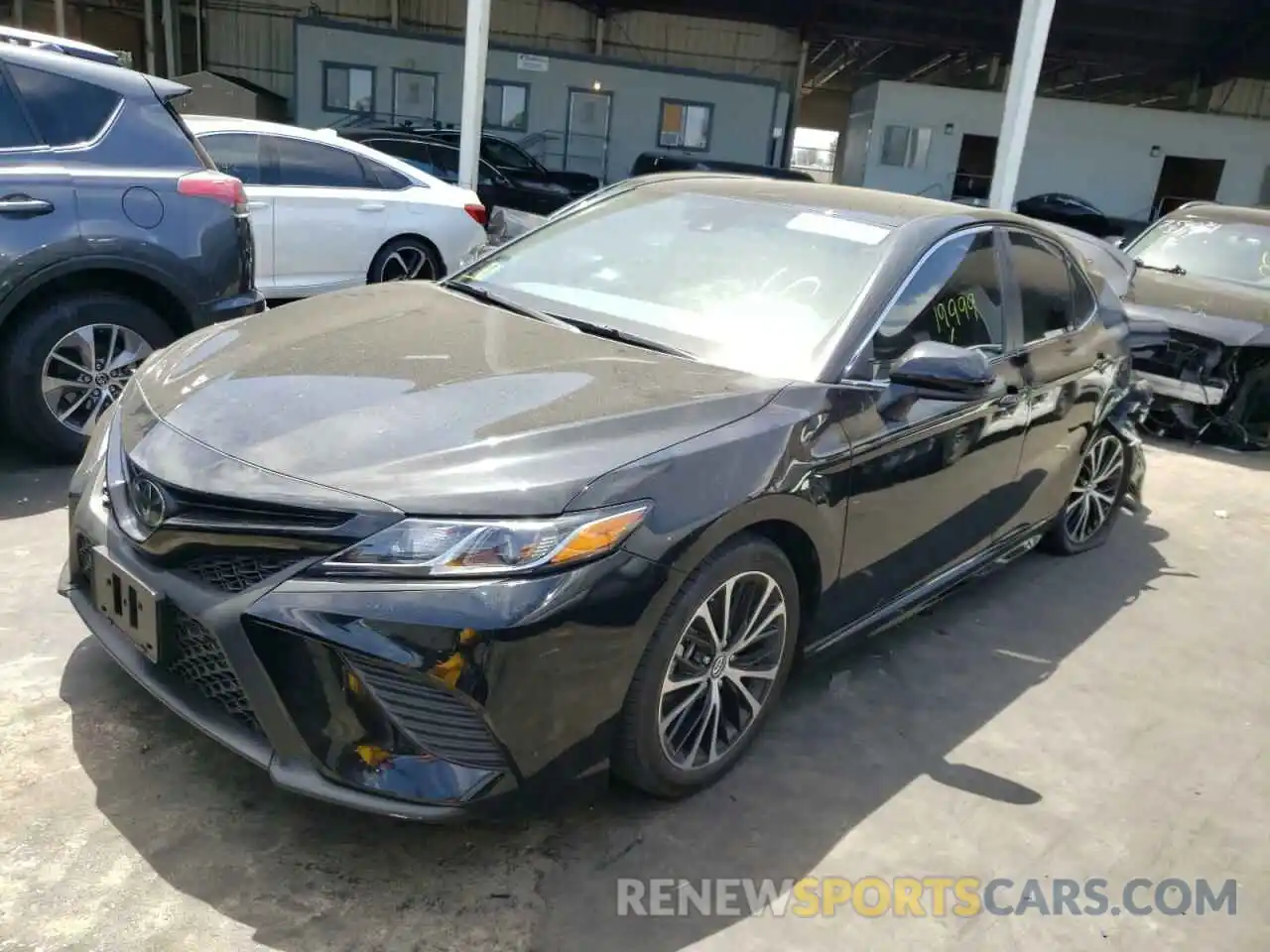 2 Photograph of a damaged car 4T1B11HKXKU776757 TOYOTA CAMRY 2019