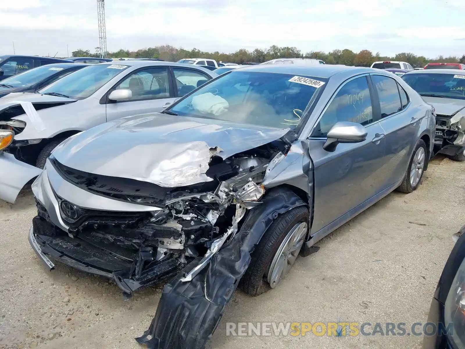 2 Photograph of a damaged car 4T1B11HKXKU778315 TOYOTA CAMRY 2019