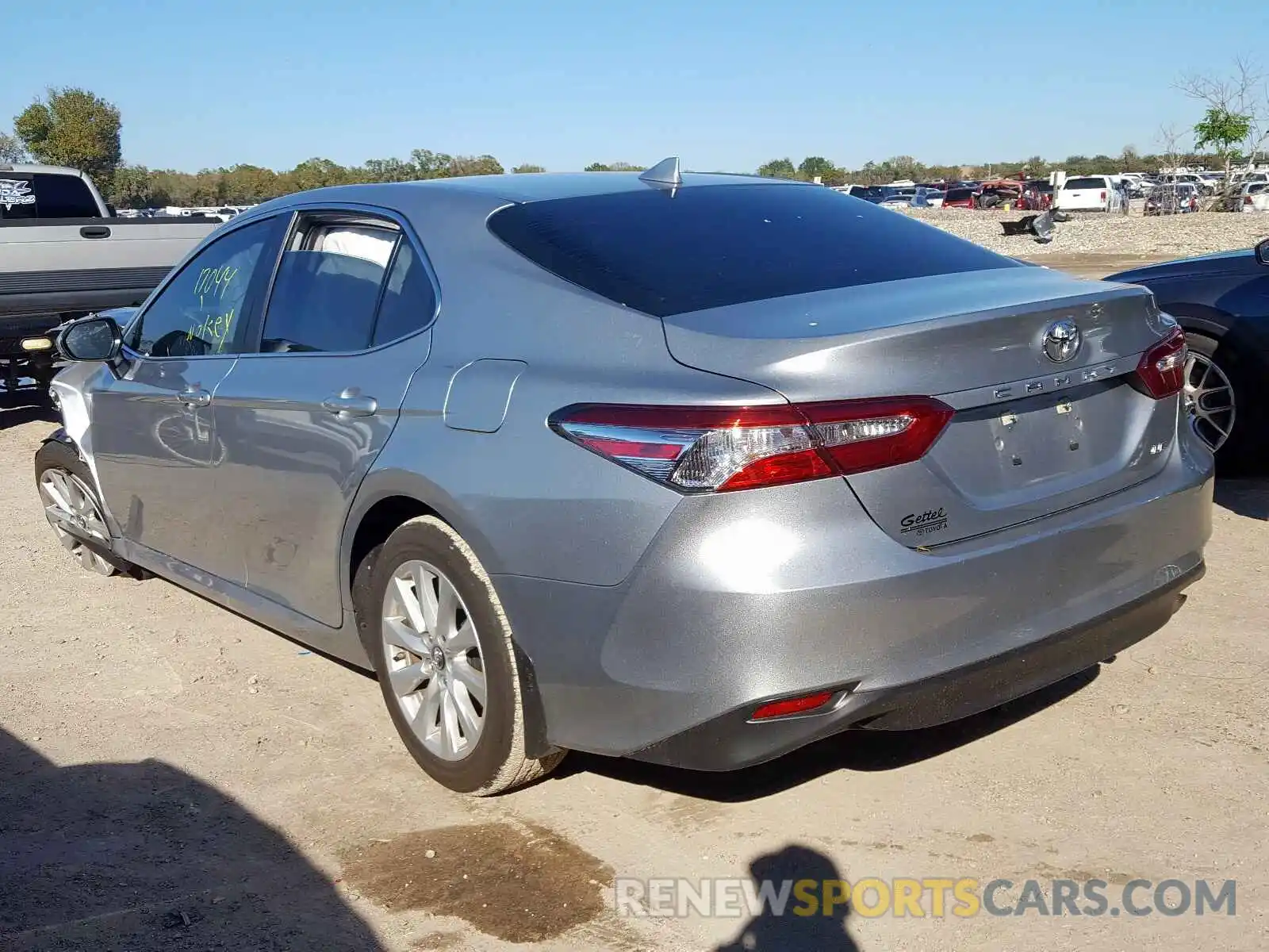 3 Photograph of a damaged car 4T1B11HKXKU778315 TOYOTA CAMRY 2019