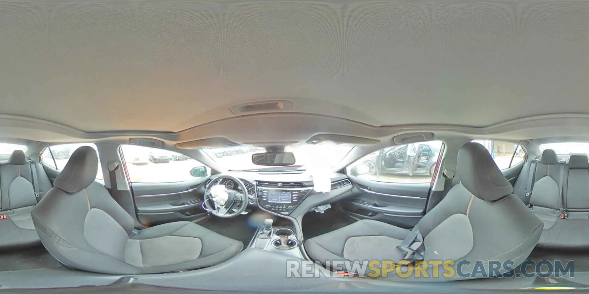 13 Photograph of a damaged car 4T1B11HKXKU779304 TOYOTA CAMRY 2019