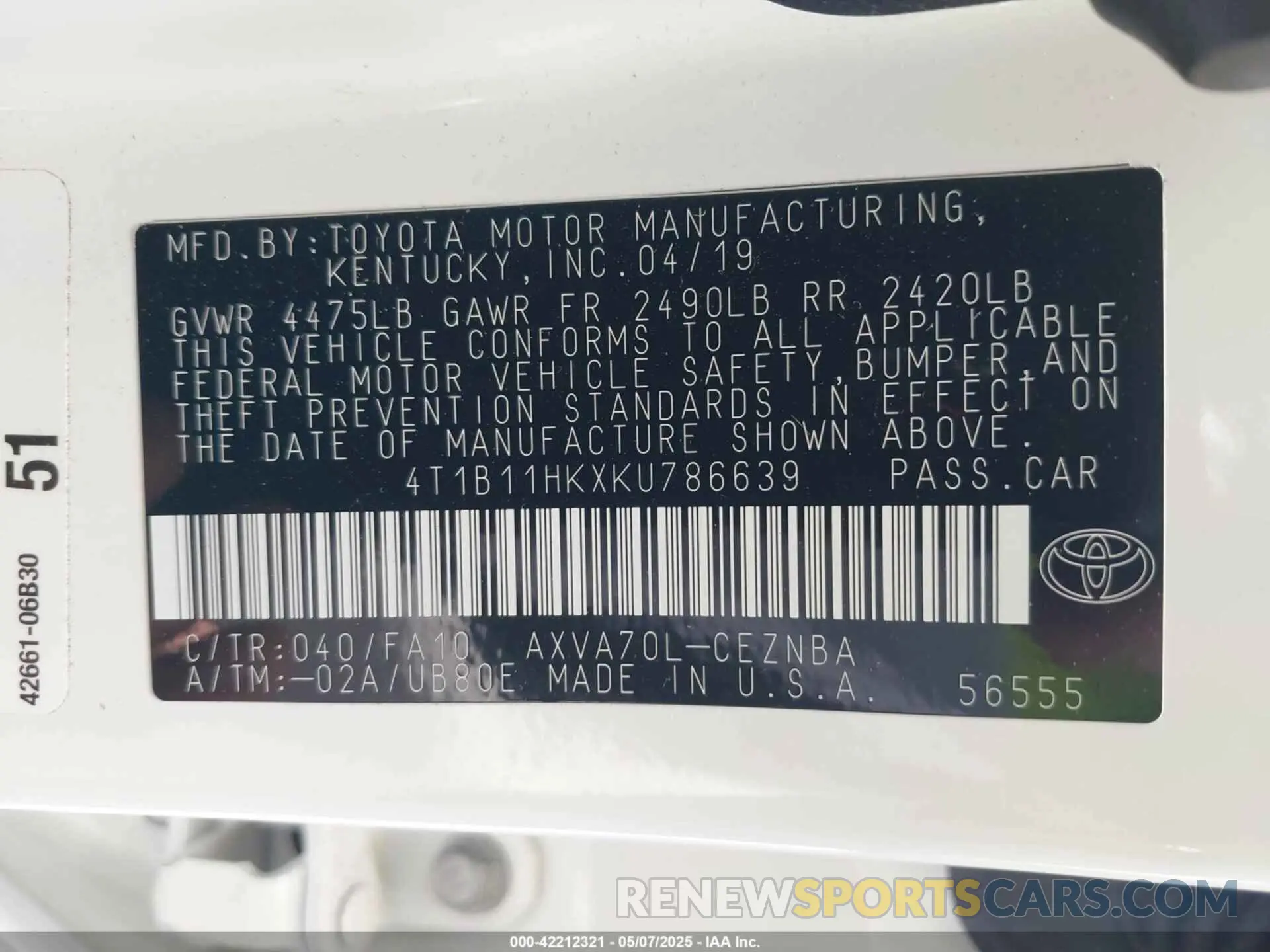 9 Photograph of a damaged car 4T1B11HKXKU786639 TOYOTA CAMRY 2019