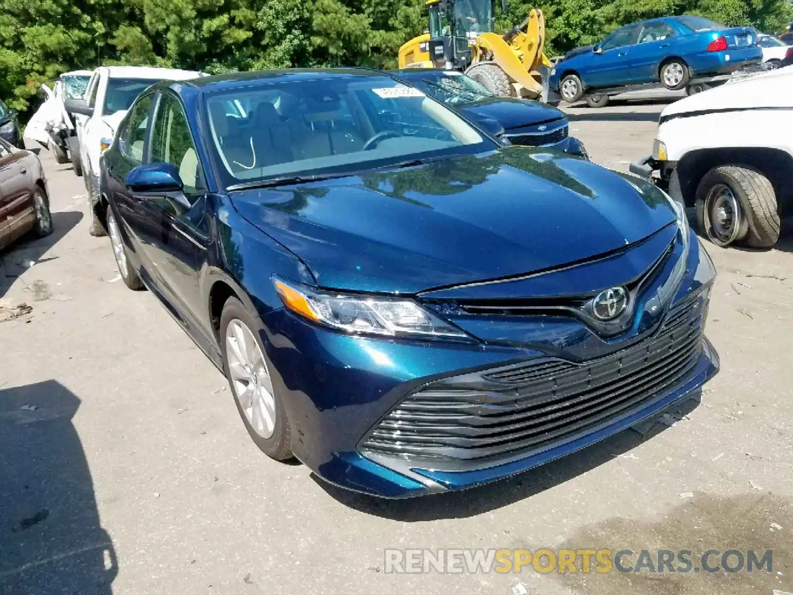 1 Photograph of a damaged car 4T1B11HKXKU789699 TOYOTA CAMRY 2019