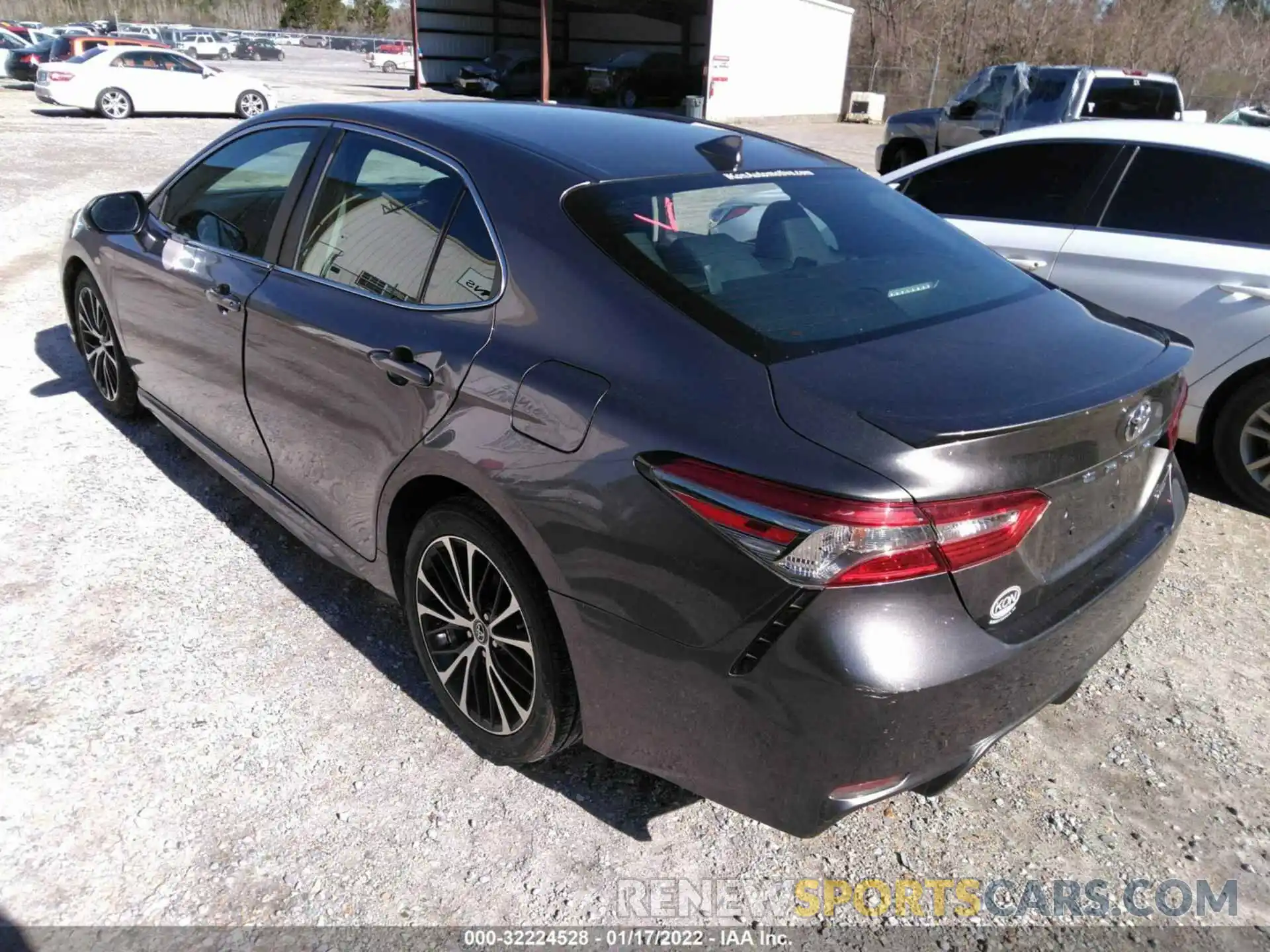 3 Photograph of a damaged car 4T1B11HKXKU790884 TOYOTA CAMRY 2019