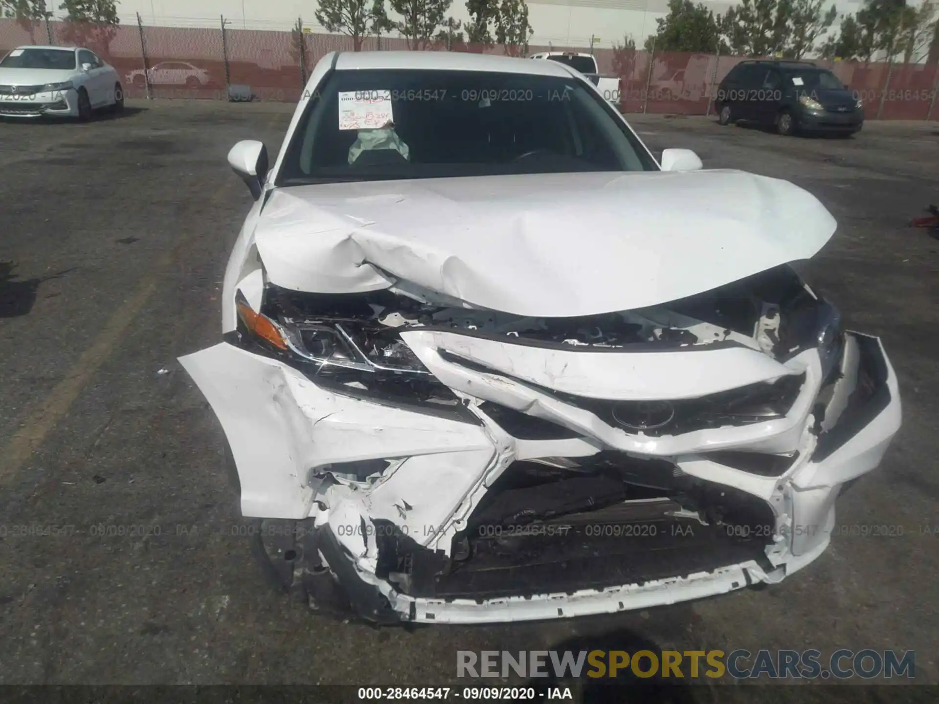 6 Photograph of a damaged car 4T1B11HKXKU792814 TOYOTA CAMRY 2019