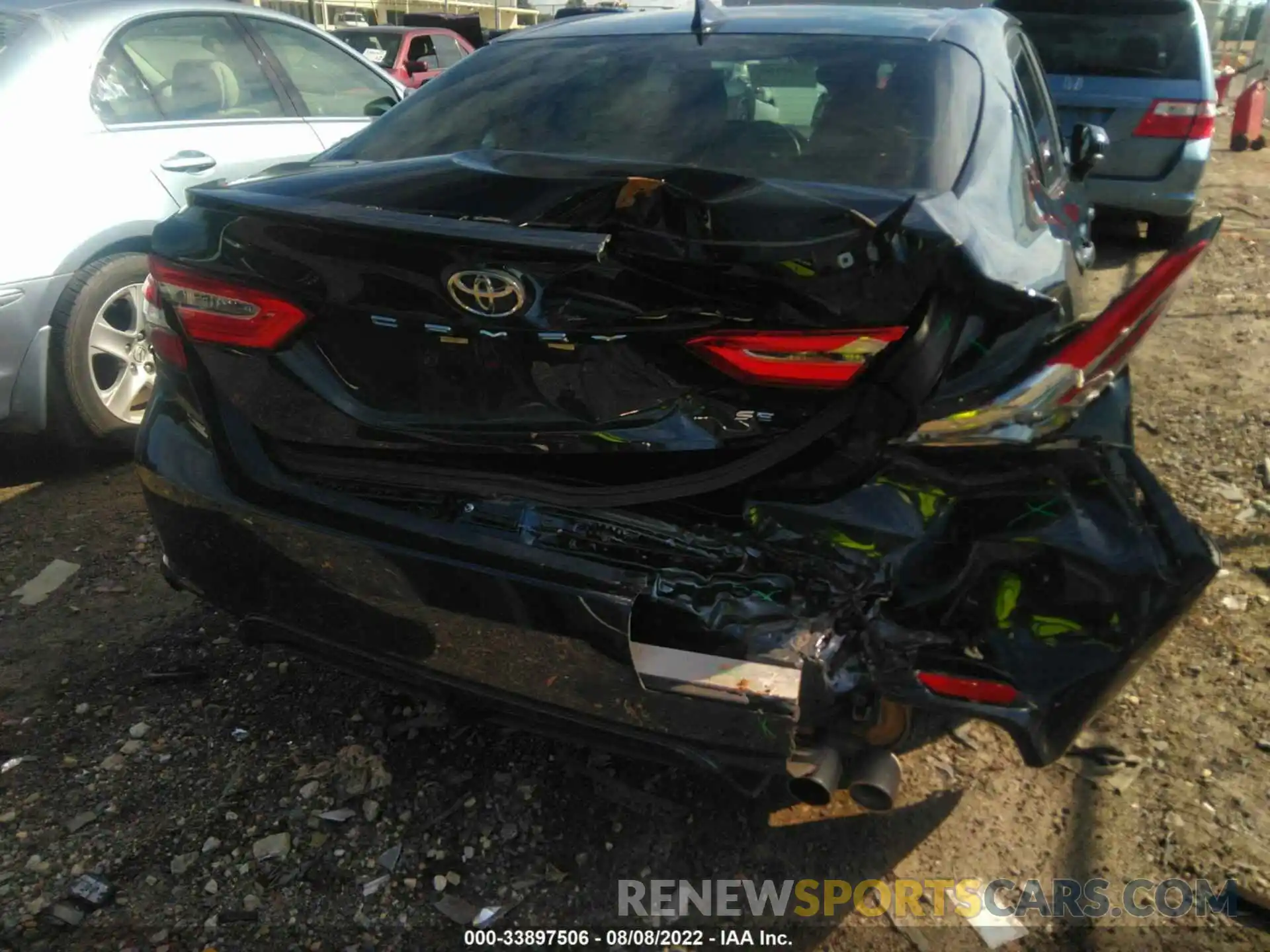 6 Photograph of a damaged car 4T1B11HKXKU798693 TOYOTA CAMRY 2019