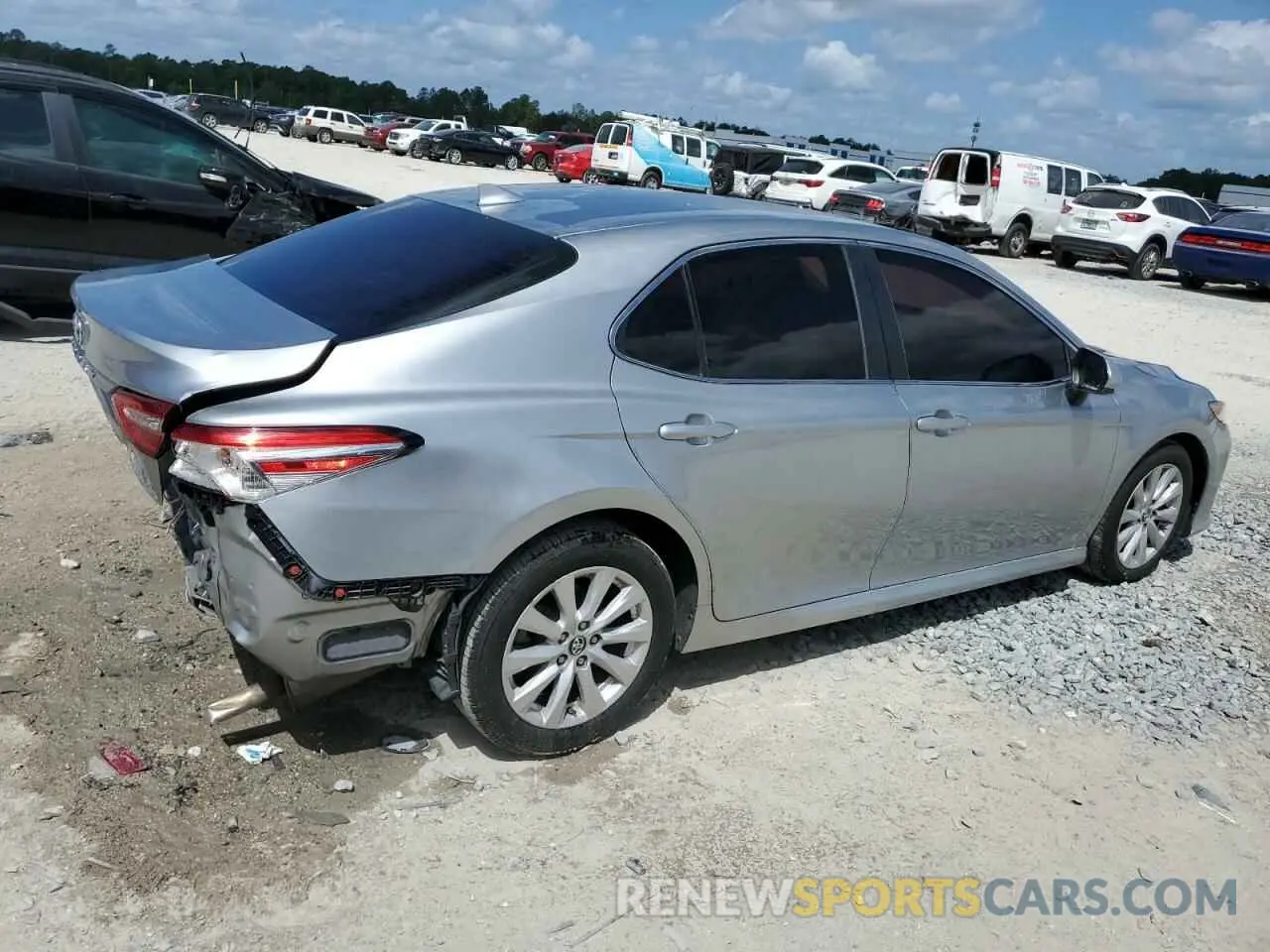 3 Photograph of a damaged car 4T1B11HKXKU799245 TOYOTA CAMRY 2019