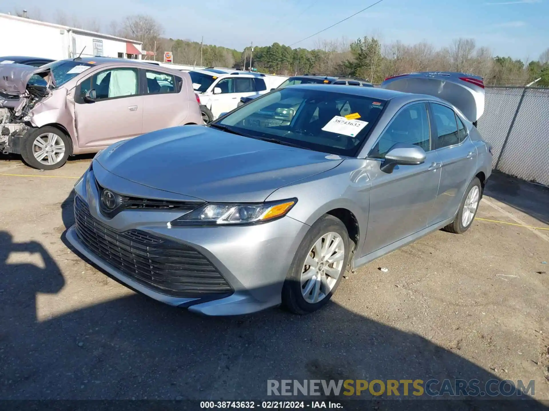 2 Photograph of a damaged car 4T1B11HKXKU801141 TOYOTA CAMRY 2019