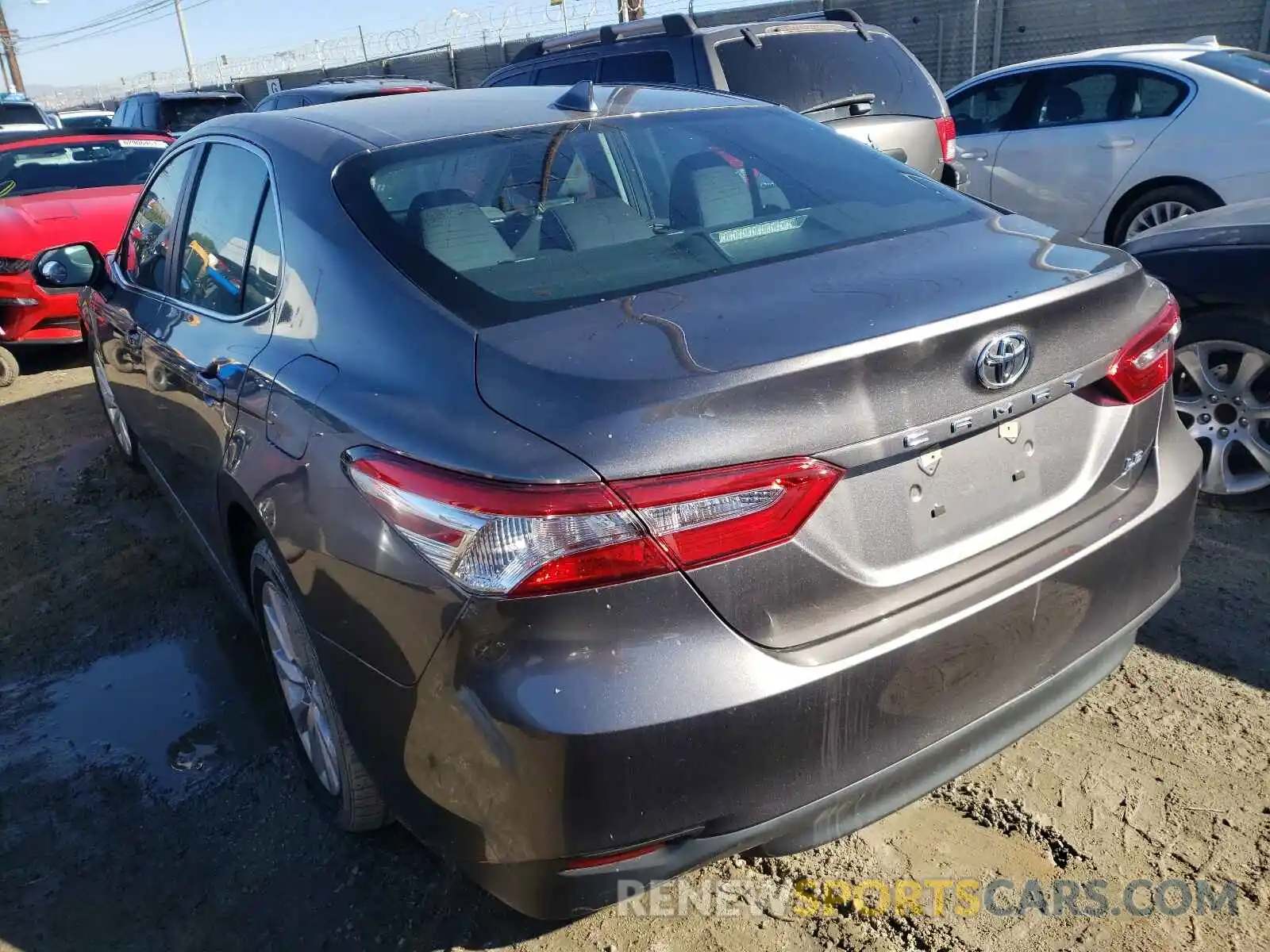 3 Photograph of a damaged car 4T1B11HKXKU804069 TOYOTA CAMRY 2019