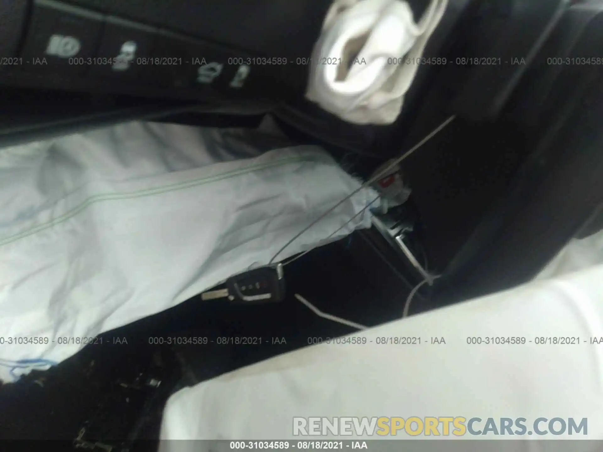 11 Photograph of a damaged car 4T1B11HKXKU804931 TOYOTA CAMRY 2019