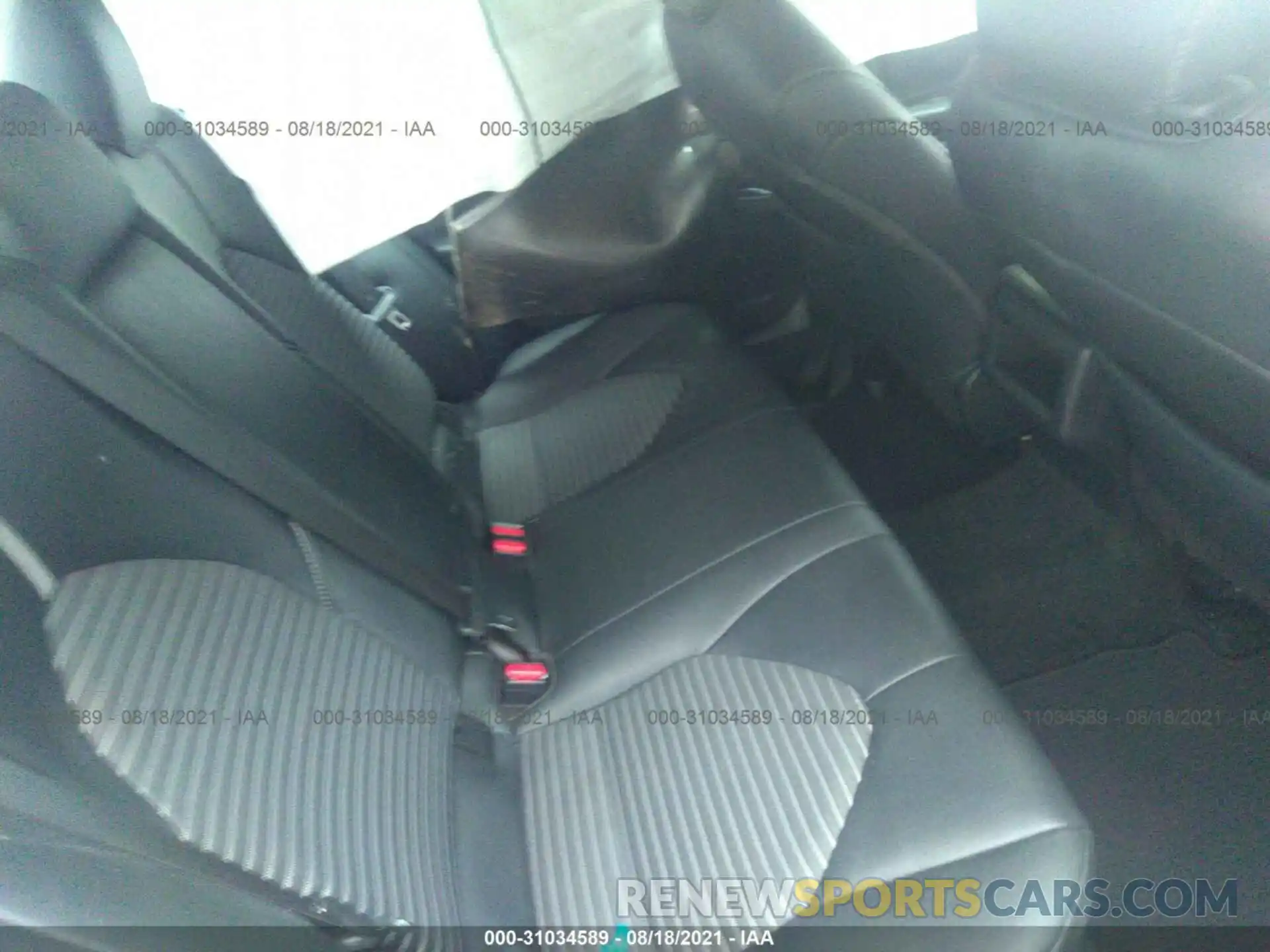 8 Photograph of a damaged car 4T1B11HKXKU804931 TOYOTA CAMRY 2019