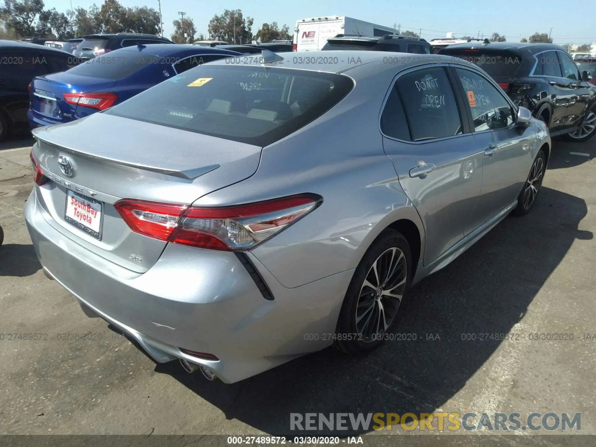 4 Photograph of a damaged car 4T1B11HKXKU806548 TOYOTA CAMRY 2019