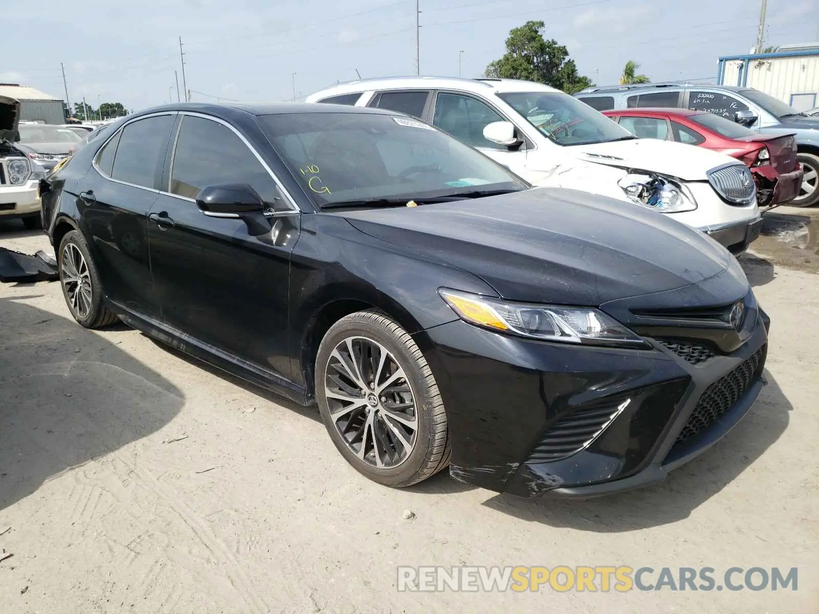 1 Photograph of a damaged car 4T1B11HKXKU810437 TOYOTA CAMRY 2019
