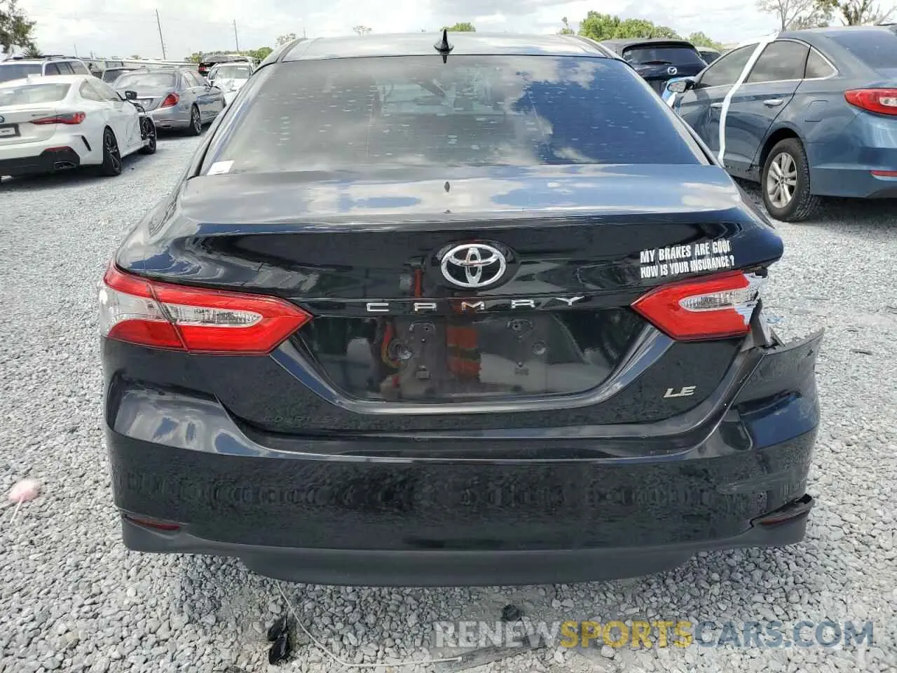 6 Photograph of a damaged car 4T1B11HKXKU811376 TOYOTA CAMRY 2019