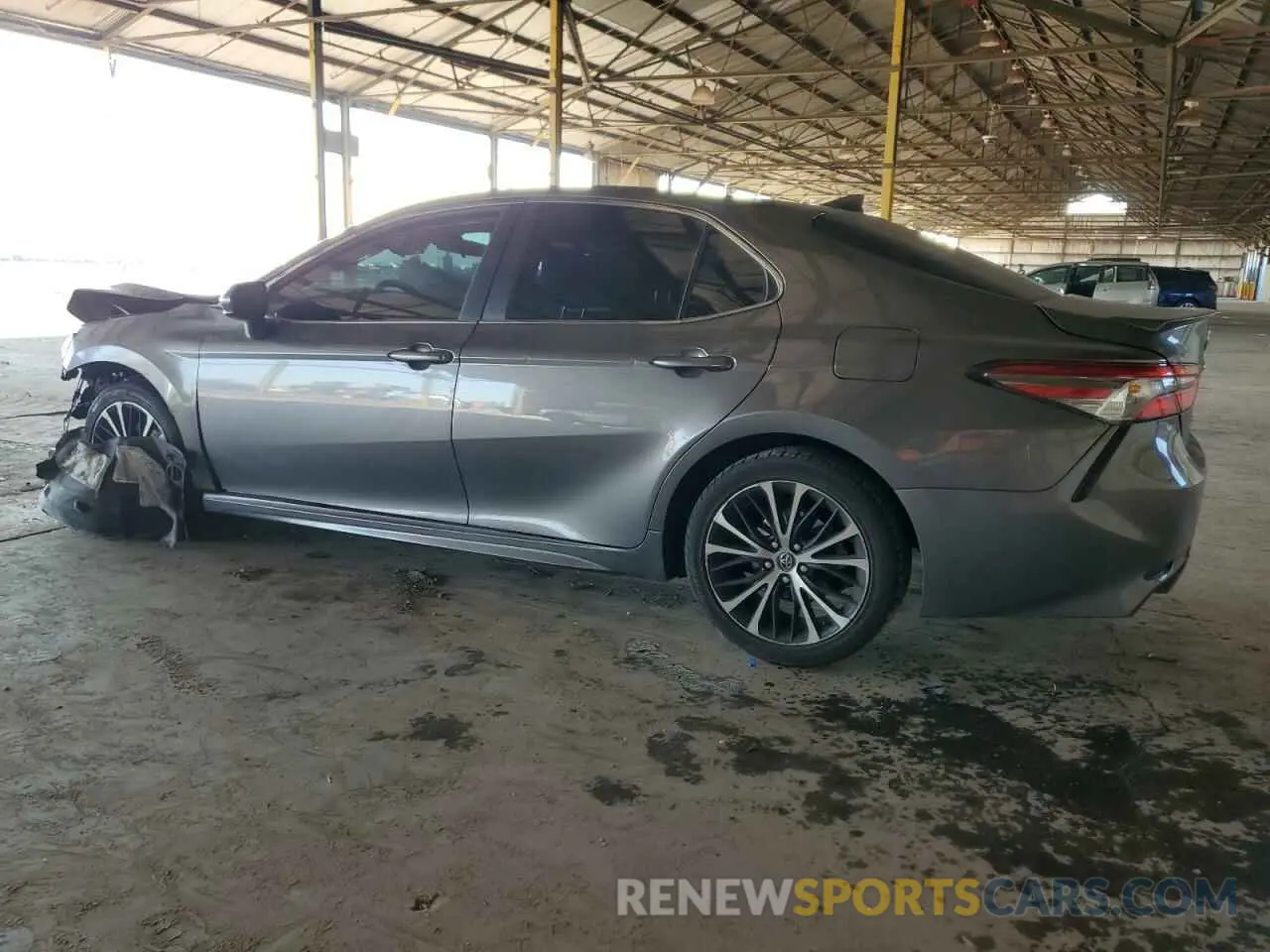 2 Photograph of a damaged car 4T1B11HKXKU815492 TOYOTA CAMRY 2019