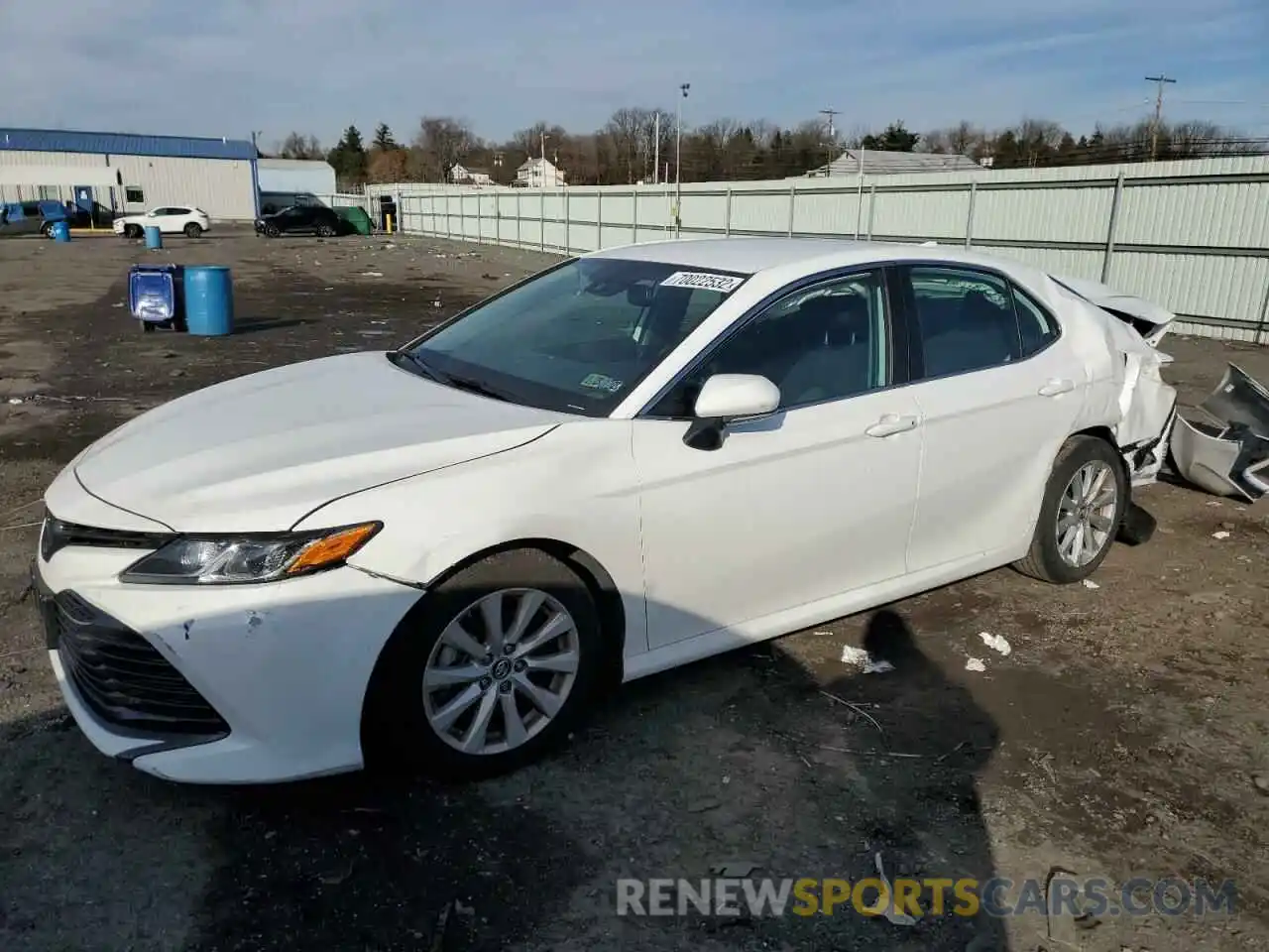 1 Photograph of a damaged car 4T1B11HKXKU817145 TOYOTA CAMRY 2019