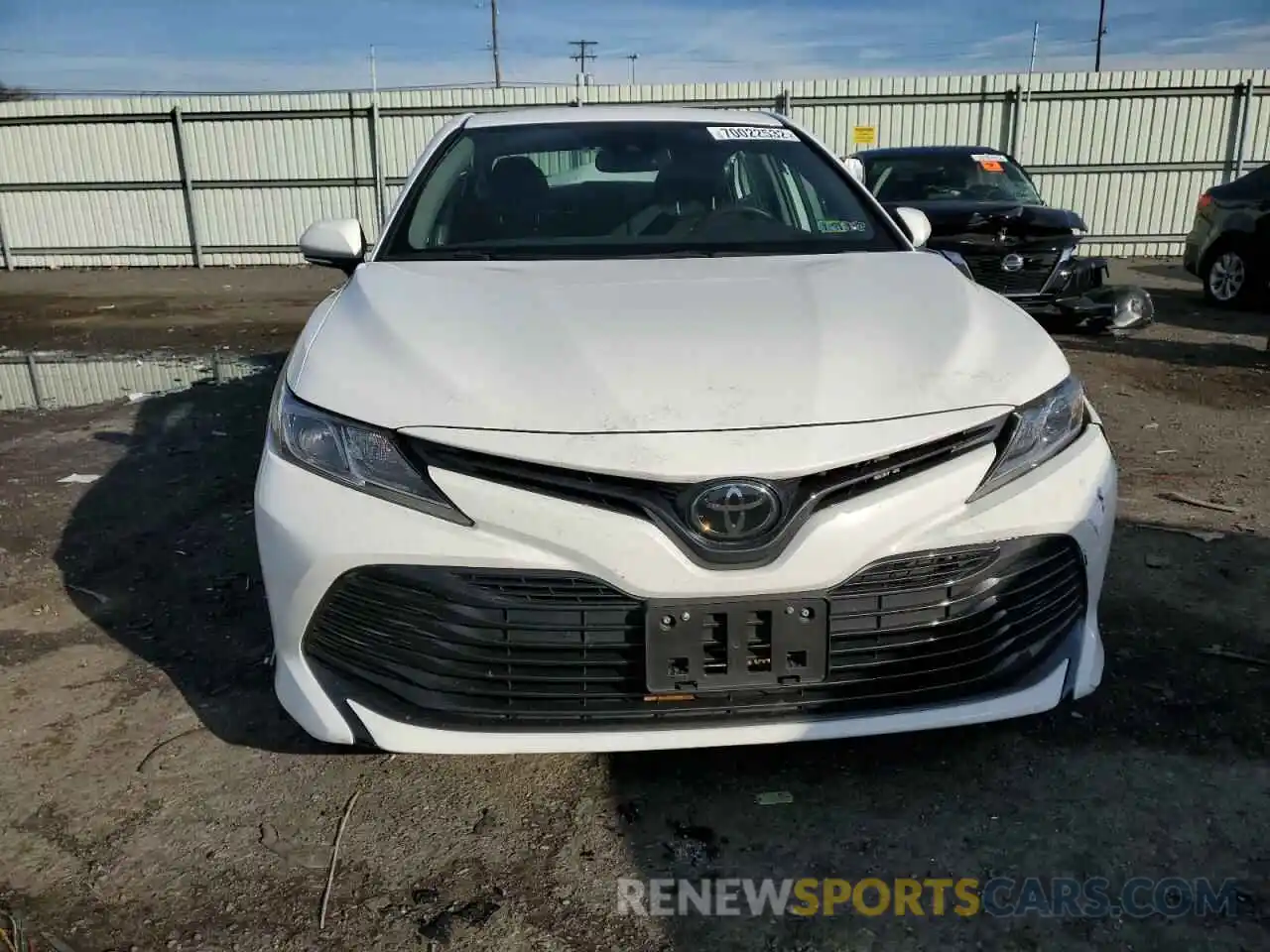 5 Photograph of a damaged car 4T1B11HKXKU817145 TOYOTA CAMRY 2019