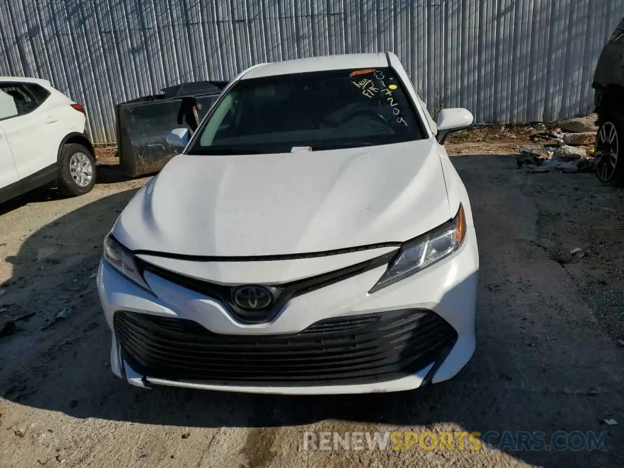 5 Photograph of a damaged car 4T1B11HKXKU817209 TOYOTA CAMRY 2019