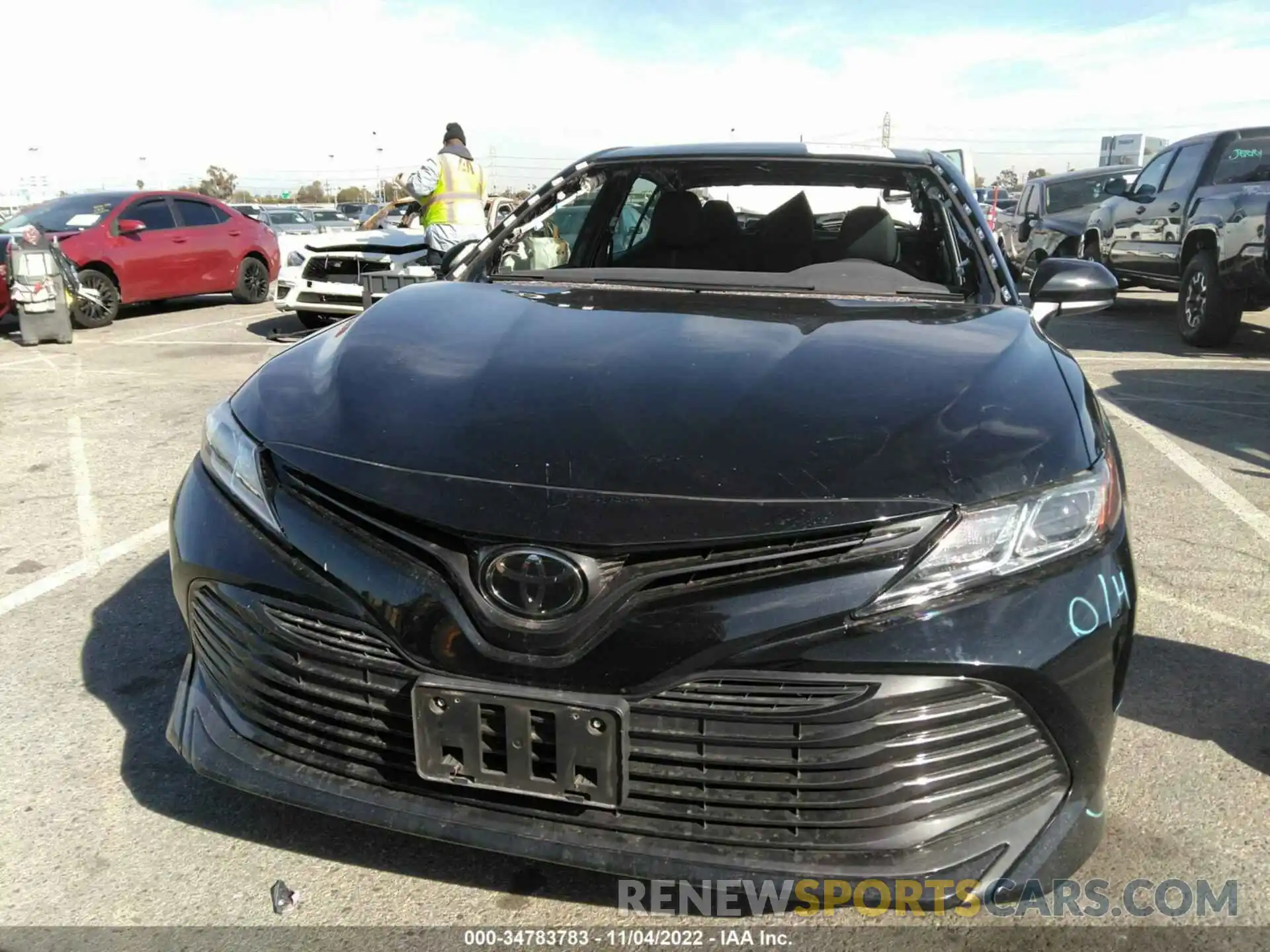 6 Photograph of a damaged car 4T1B11HKXKU817727 TOYOTA CAMRY 2019