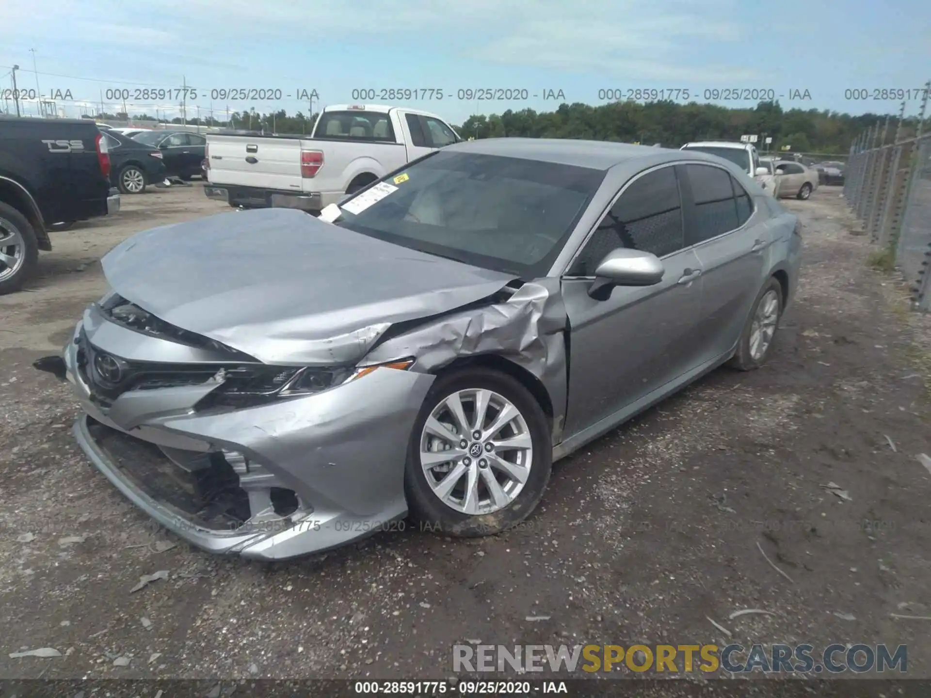 2 Photograph of a damaged car 4T1B11HKXKU817792 TOYOTA CAMRY 2019