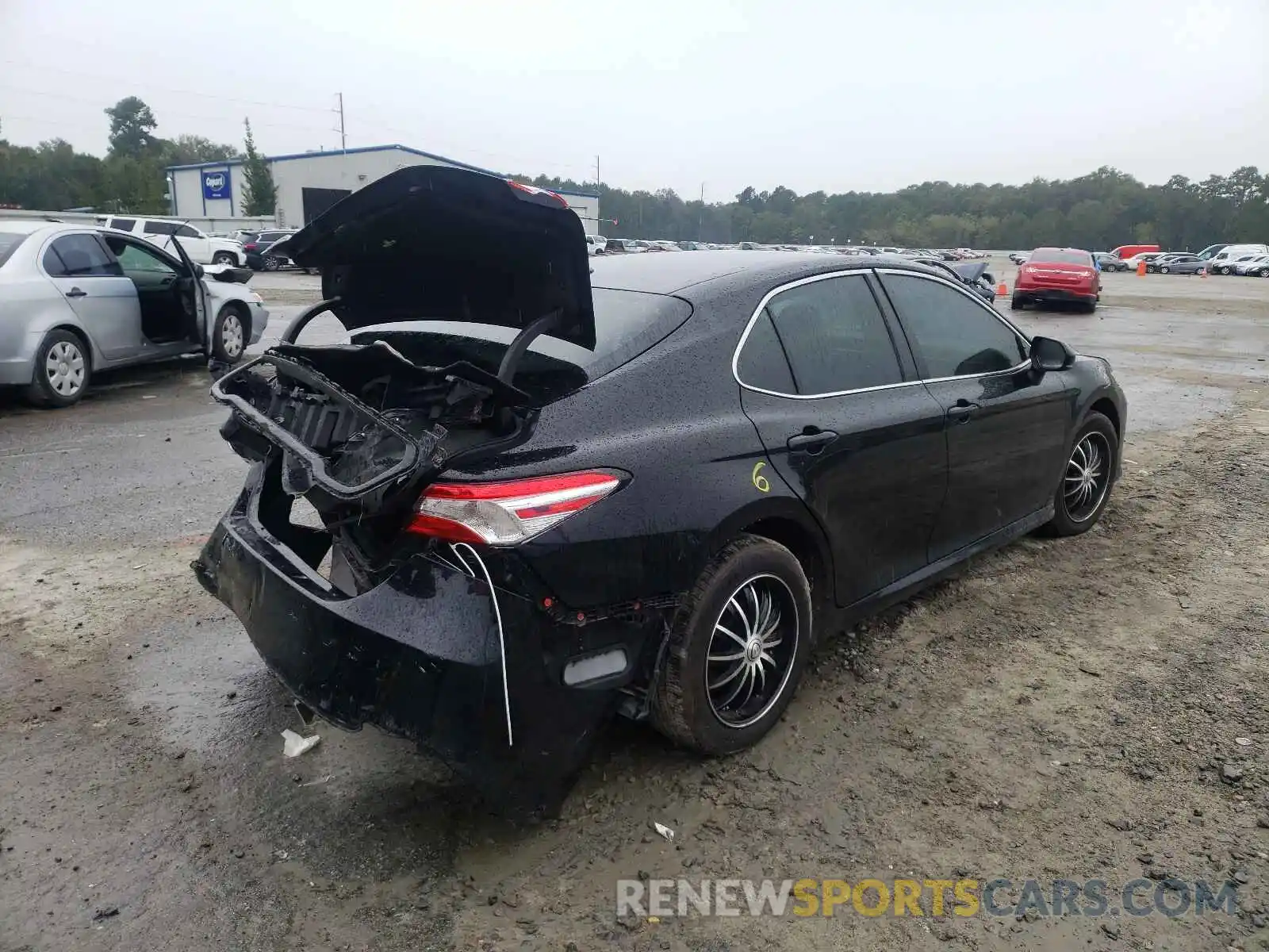 4 Photograph of a damaged car 4T1B11HKXKU820157 TOYOTA CAMRY 2019