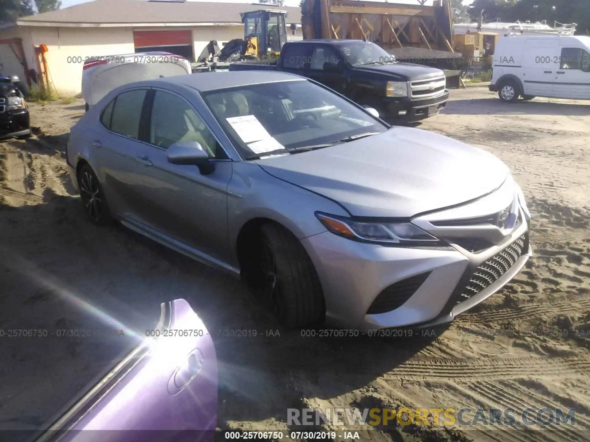 1 Photograph of a damaged car 4T1B11HKXKU822149 TOYOTA CAMRY 2019