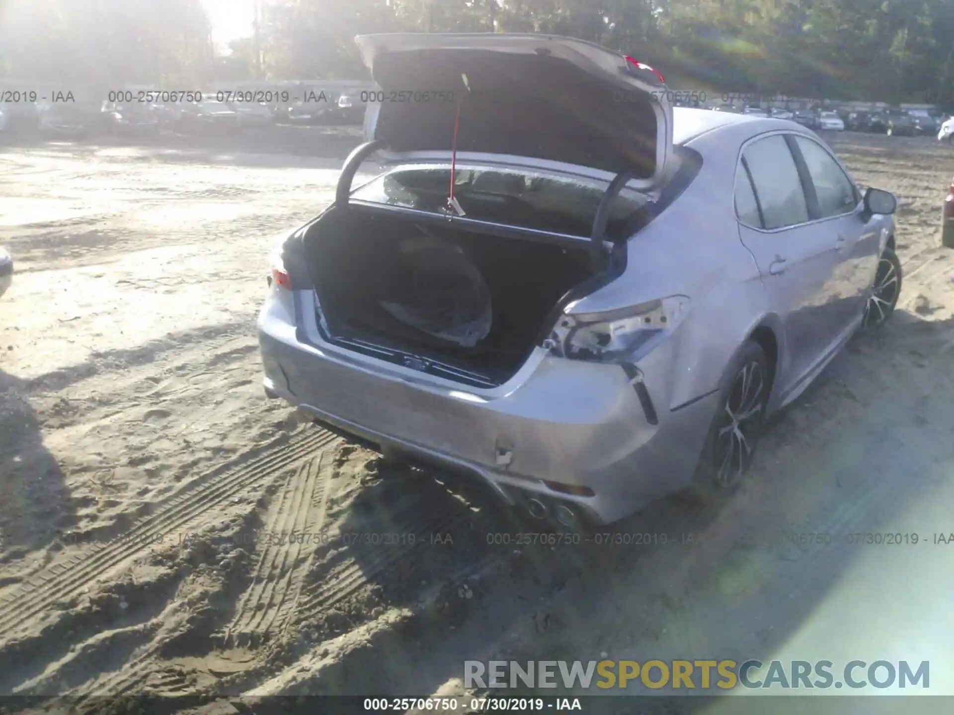 6 Photograph of a damaged car 4T1B11HKXKU822149 TOYOTA CAMRY 2019