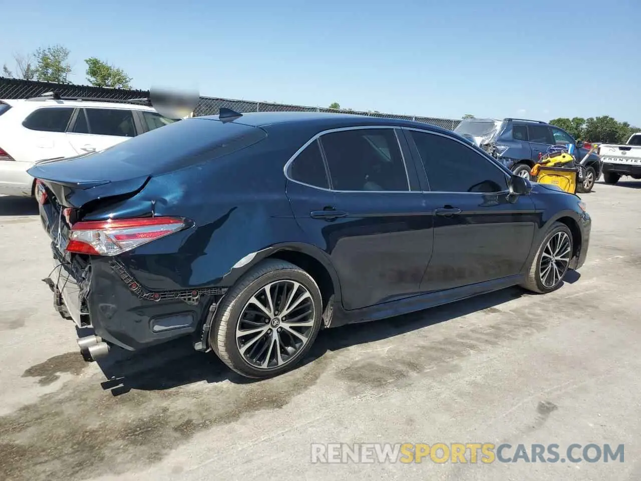 3 Photograph of a damaged car 4T1B11HKXKU825584 TOYOTA CAMRY 2019