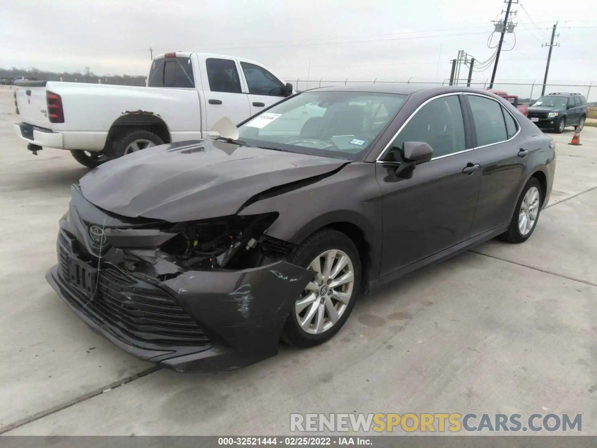 2 Photograph of a damaged car 4T1B11HKXKU826007 TOYOTA CAMRY 2019