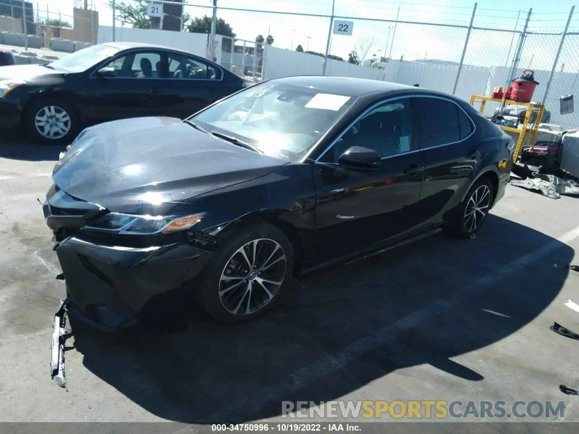 2 Photograph of a damaged car 4T1B11HKXKU837430 TOYOTA CAMRY 2019