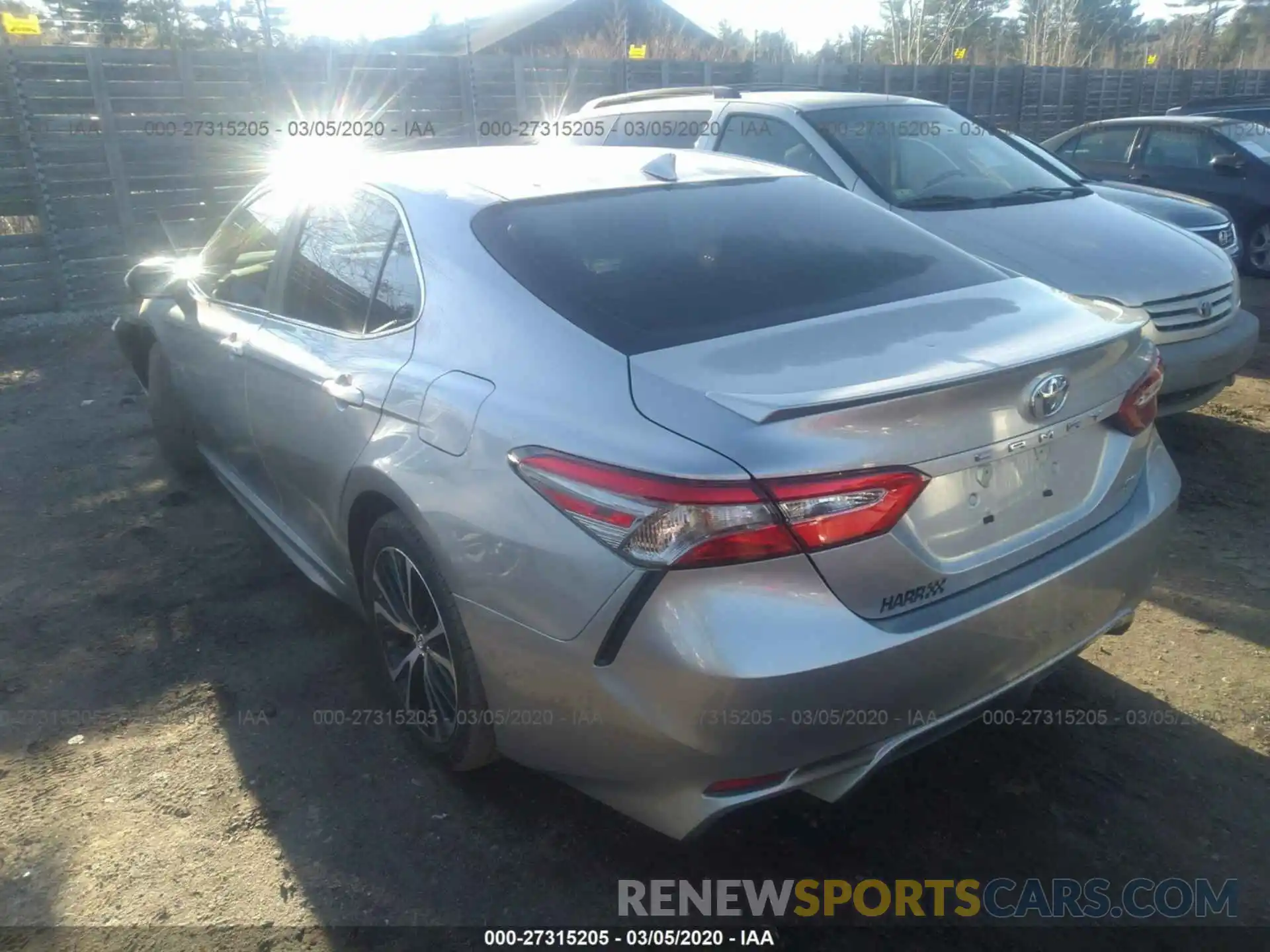 3 Photograph of a damaged car 4T1B11HKXKU843258 TOYOTA CAMRY 2019