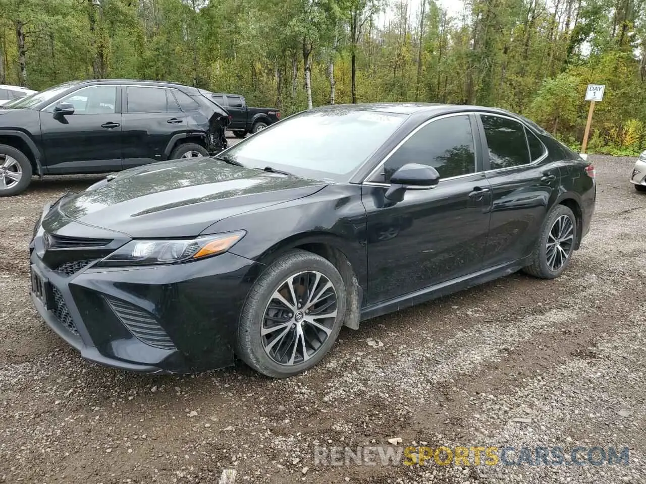 1 Photograph of a damaged car 4T1B11HKXKU843745 TOYOTA CAMRY 2019