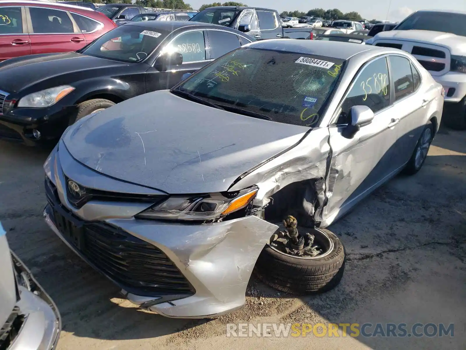 2 Photograph of a damaged car 4T1B11HKXKU846581 TOYOTA CAMRY 2019